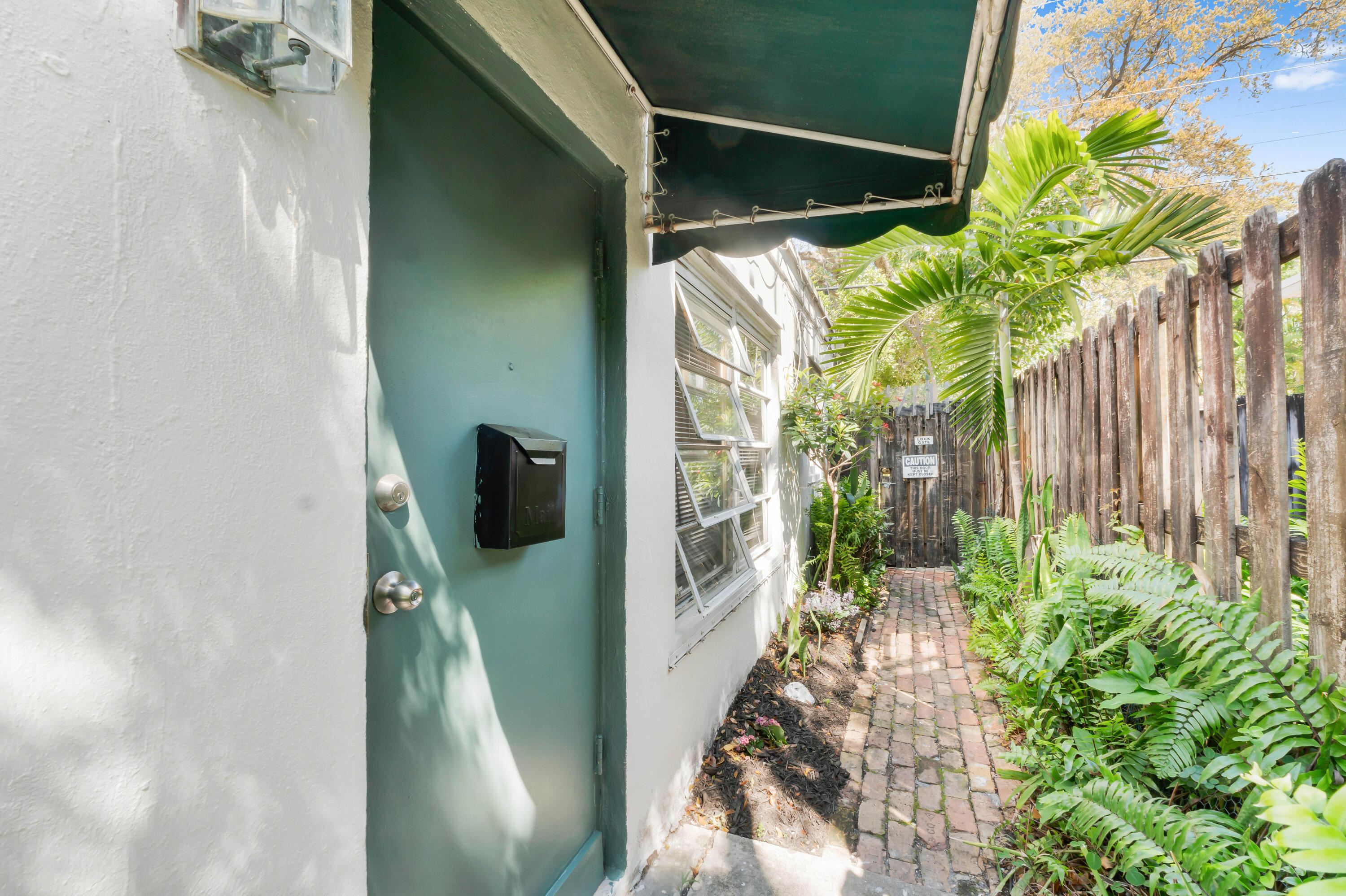 COLEE HAMMOCK - Residential Lease