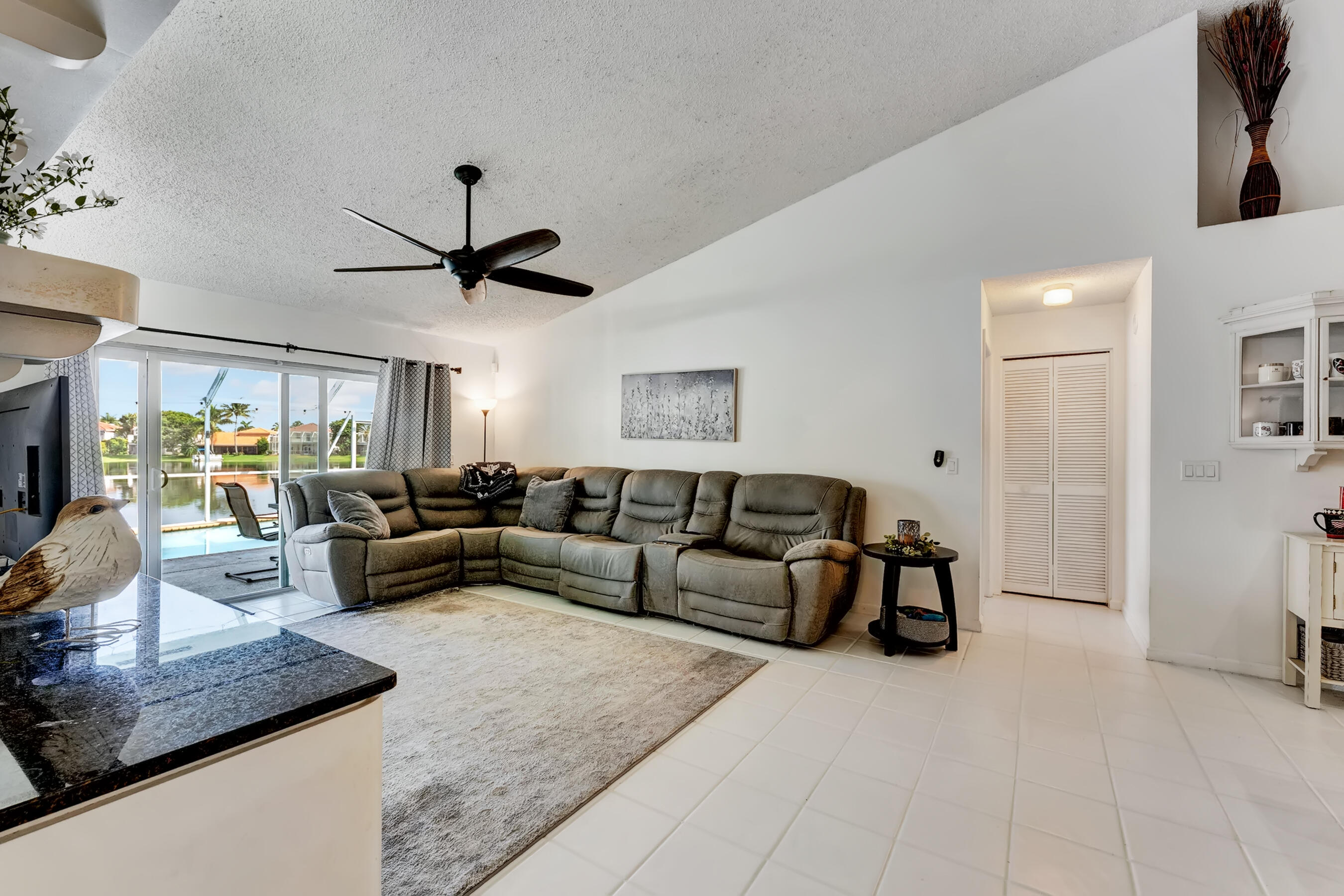 LAKE CHARLESTON PAR O - Residential