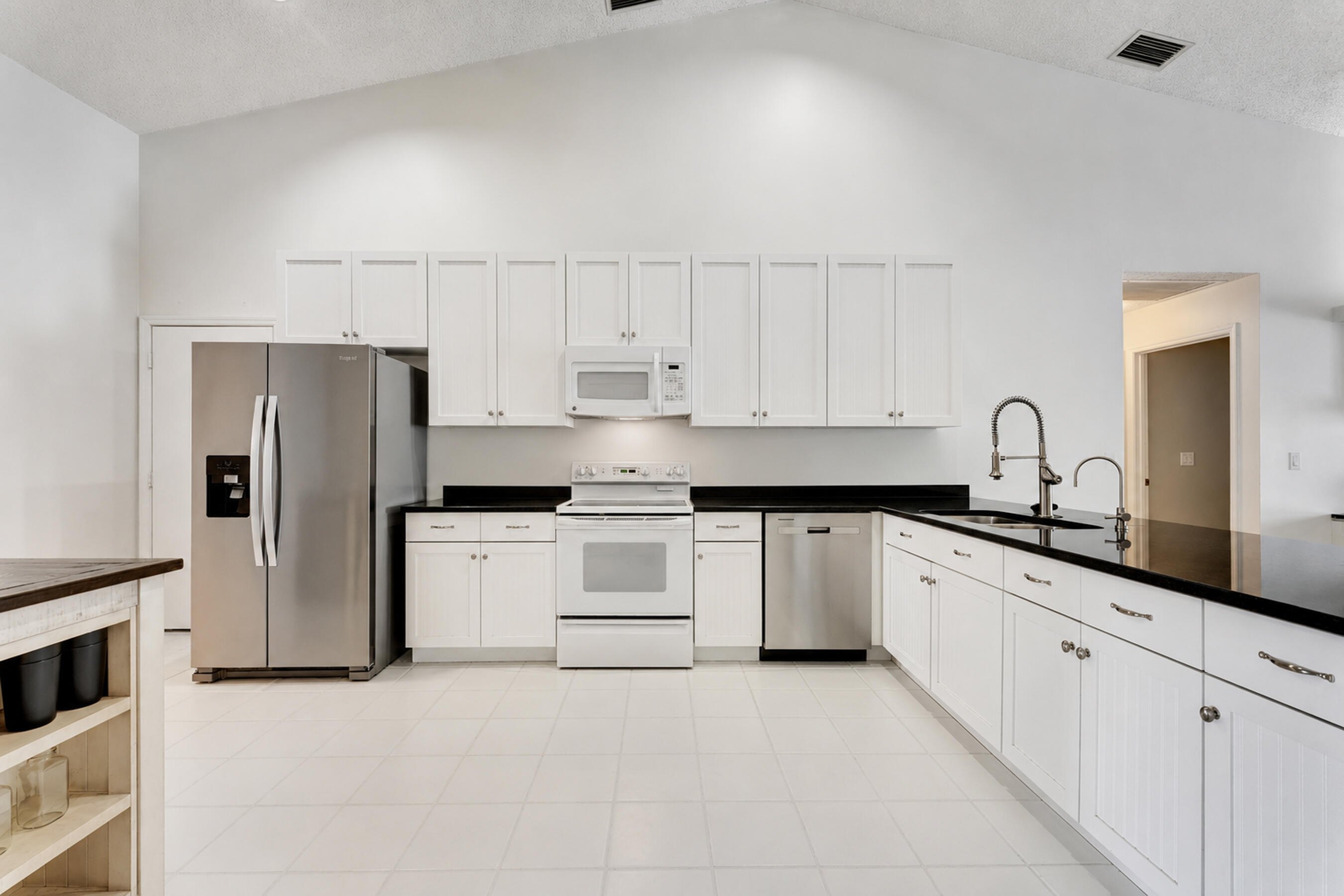 LAKE CHARLESTON PAR O - Residential
