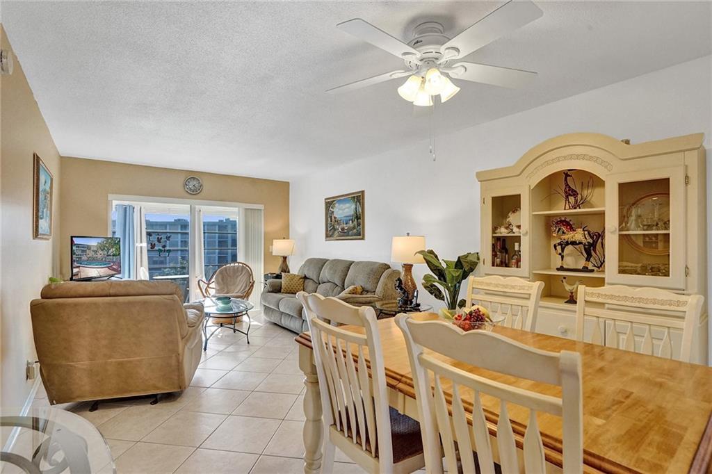 Lauderdale Oaks #8 - Residential