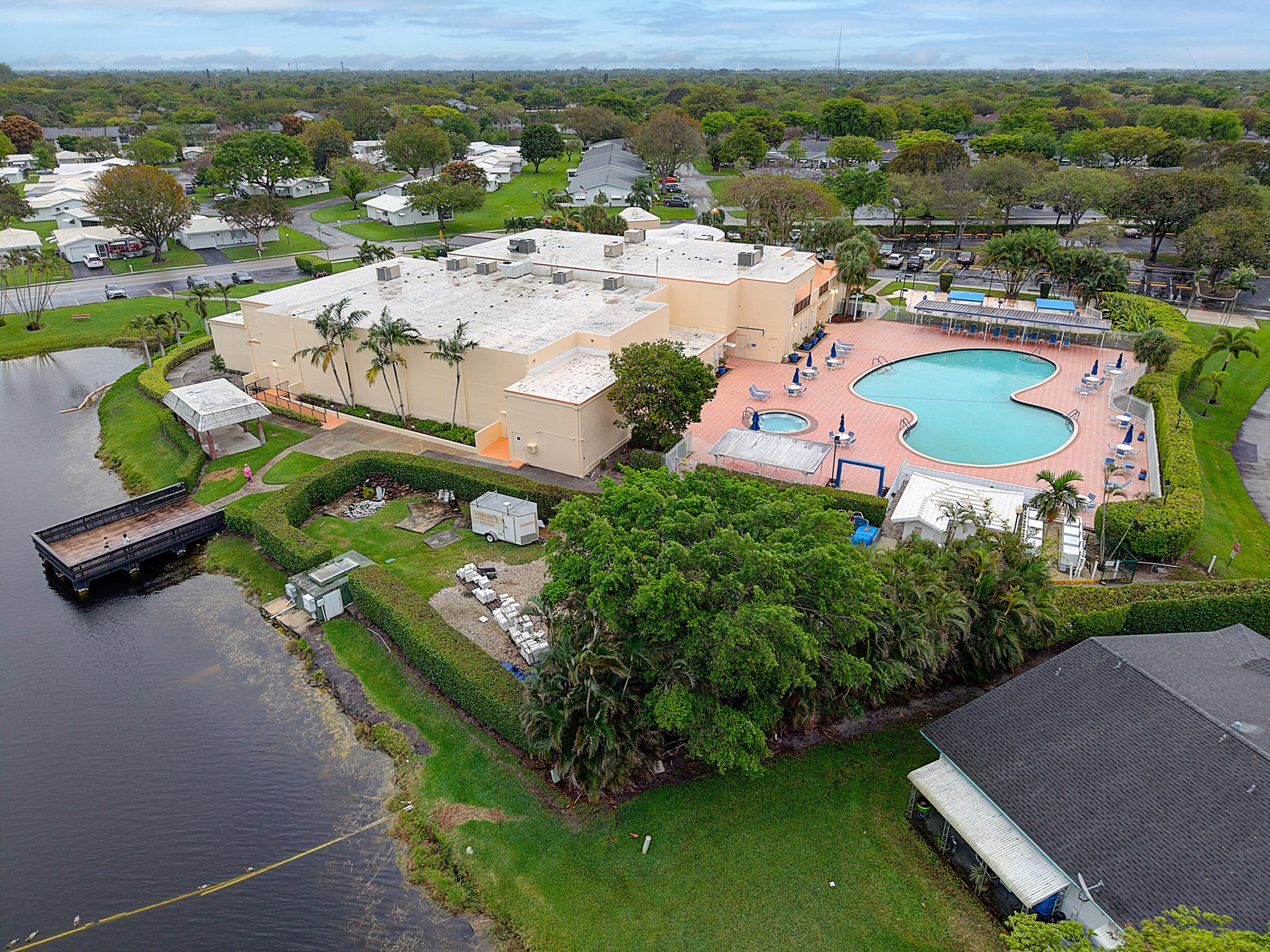 LAUDERDALE WEST CONDO NO XIII - Residential