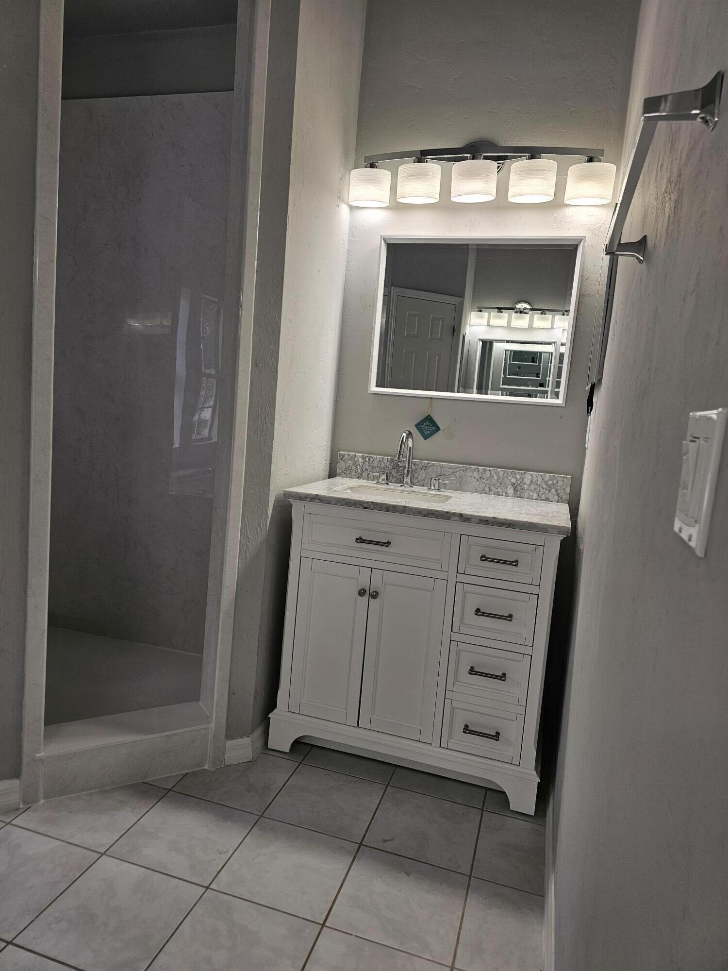 OAK GLEN PH 2 AT FLETCHER - Residential