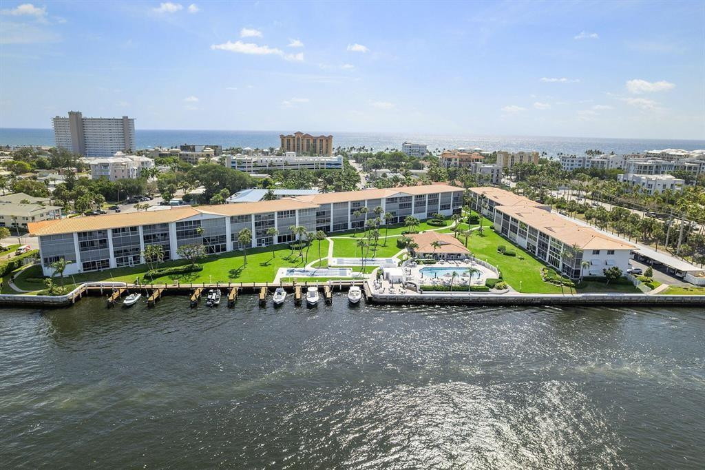 Penthouse North - Residential