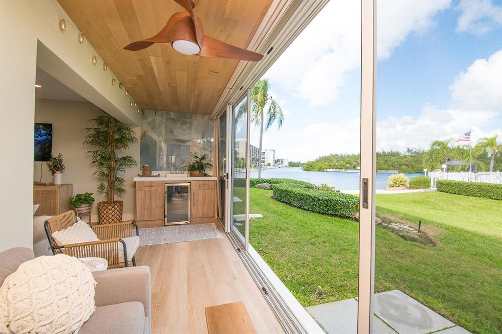 Penthouse North - Residential