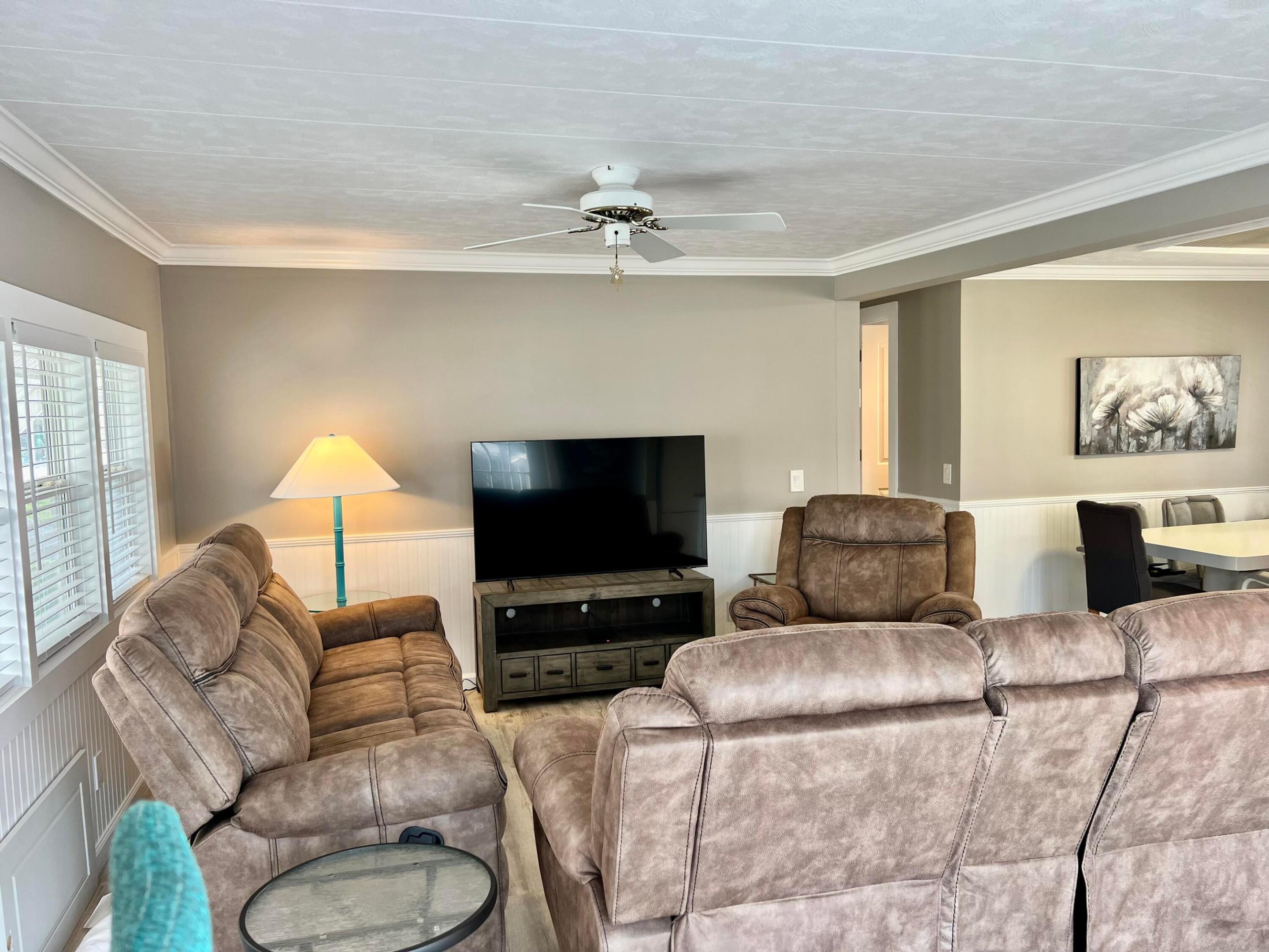 Orangebrook Harbor - Residential