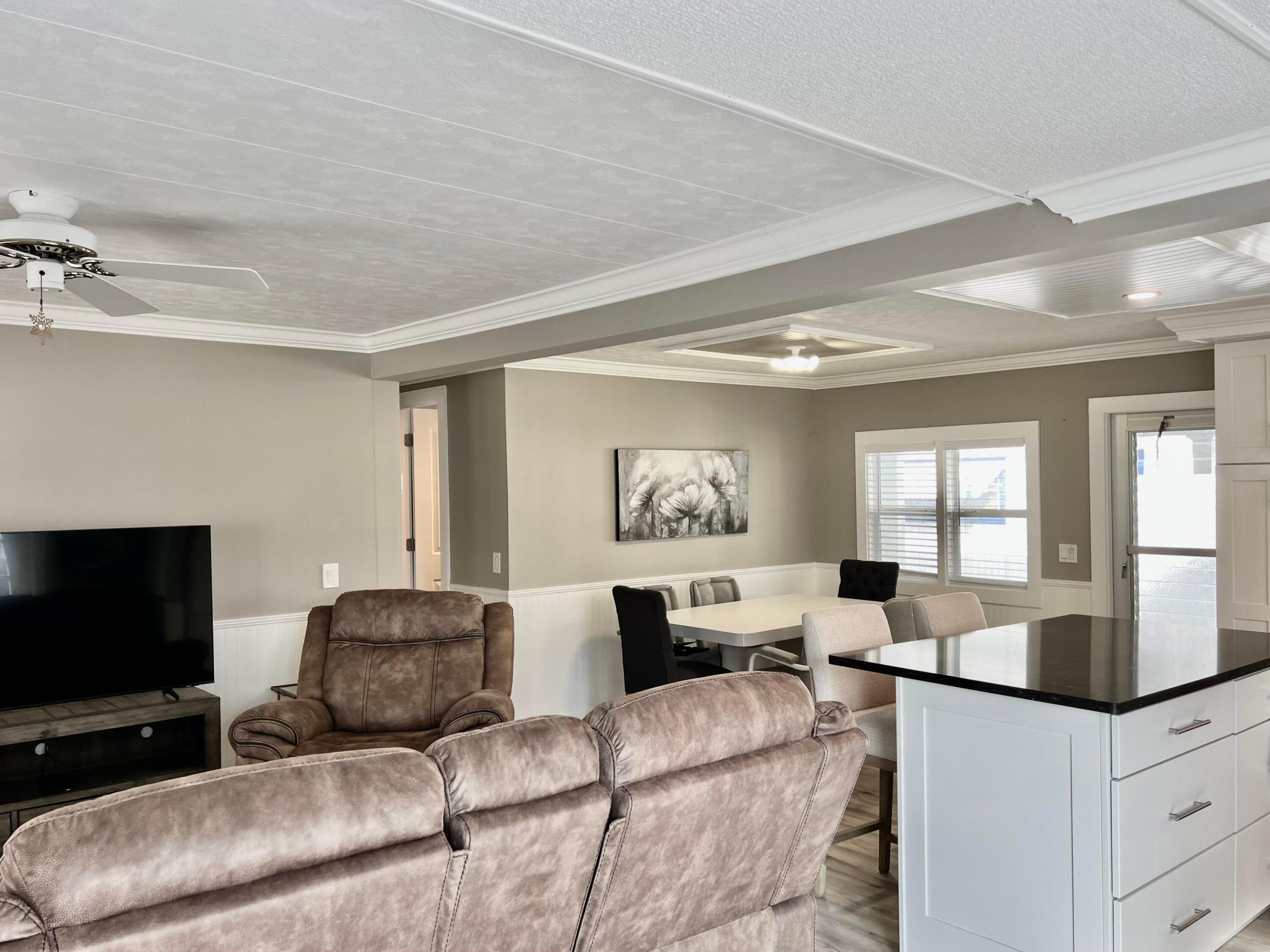 Orangebrook Harbor - Residential