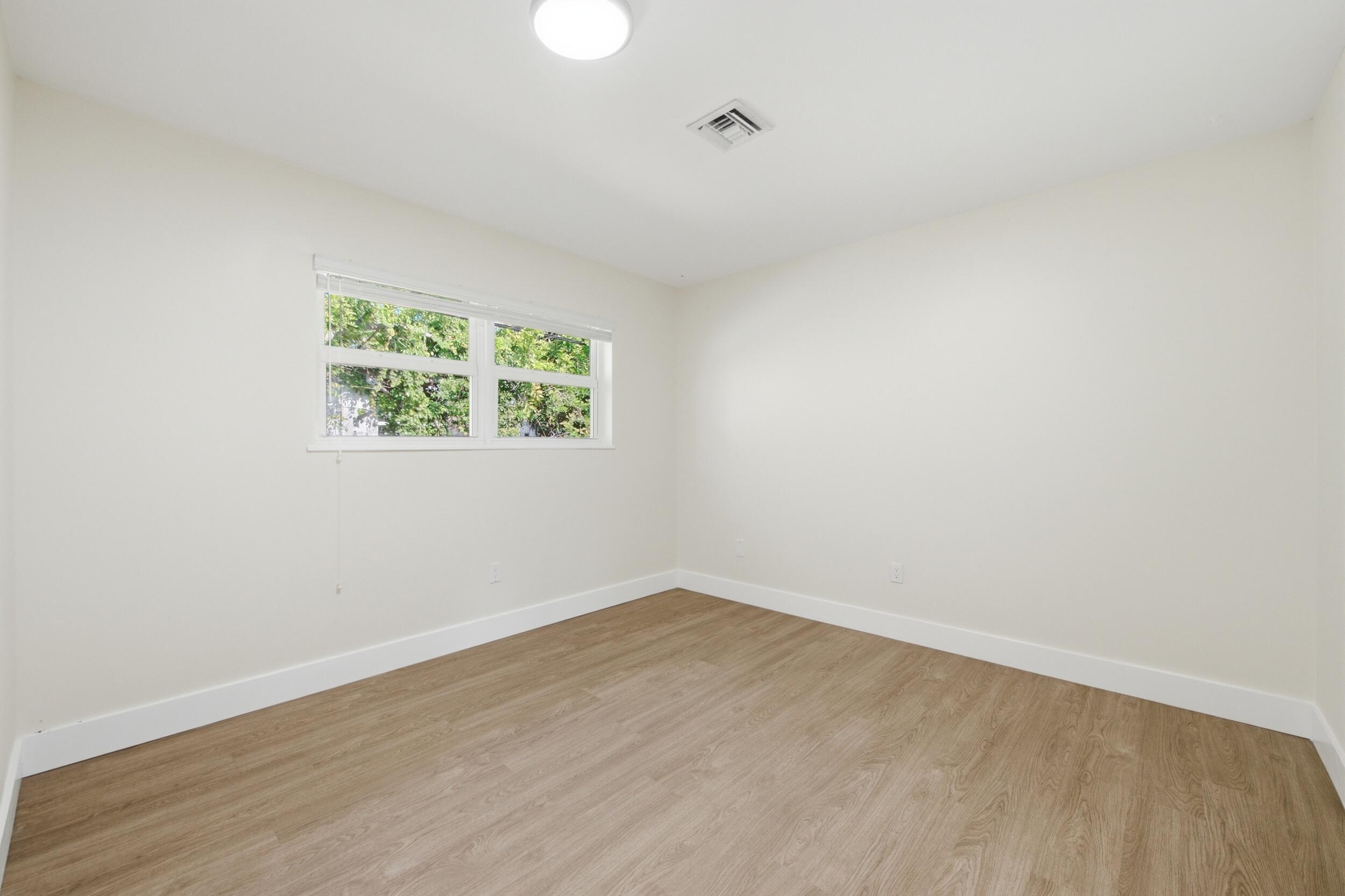 WICKLINES - Residential Lease