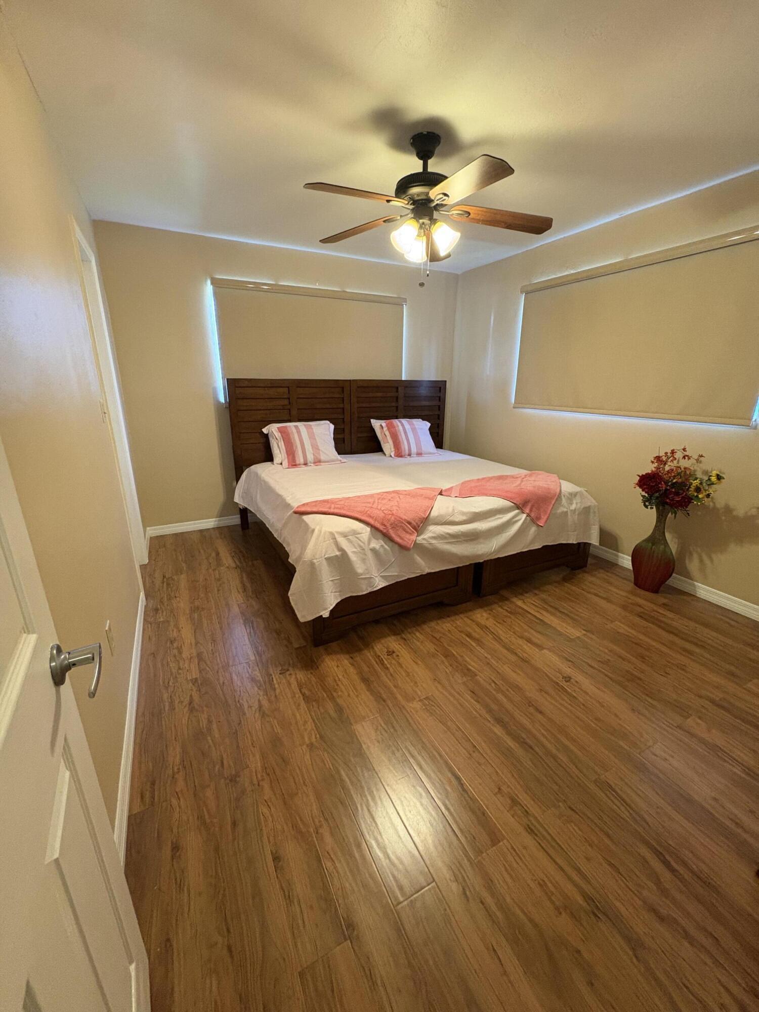 MIRAMAR PARK FIRST ADD - Residential Lease