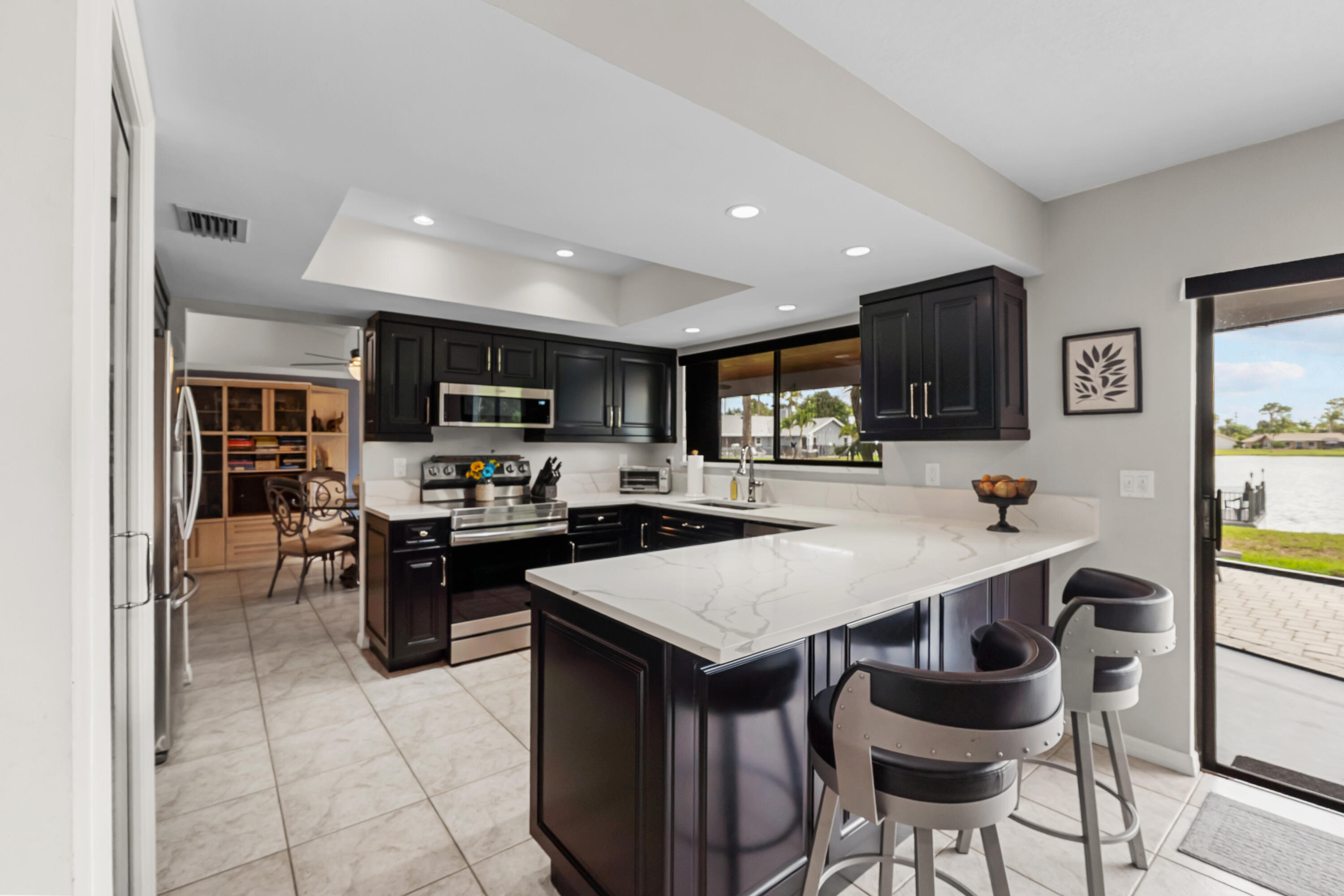 HUNTINGTON WOODS - Residential