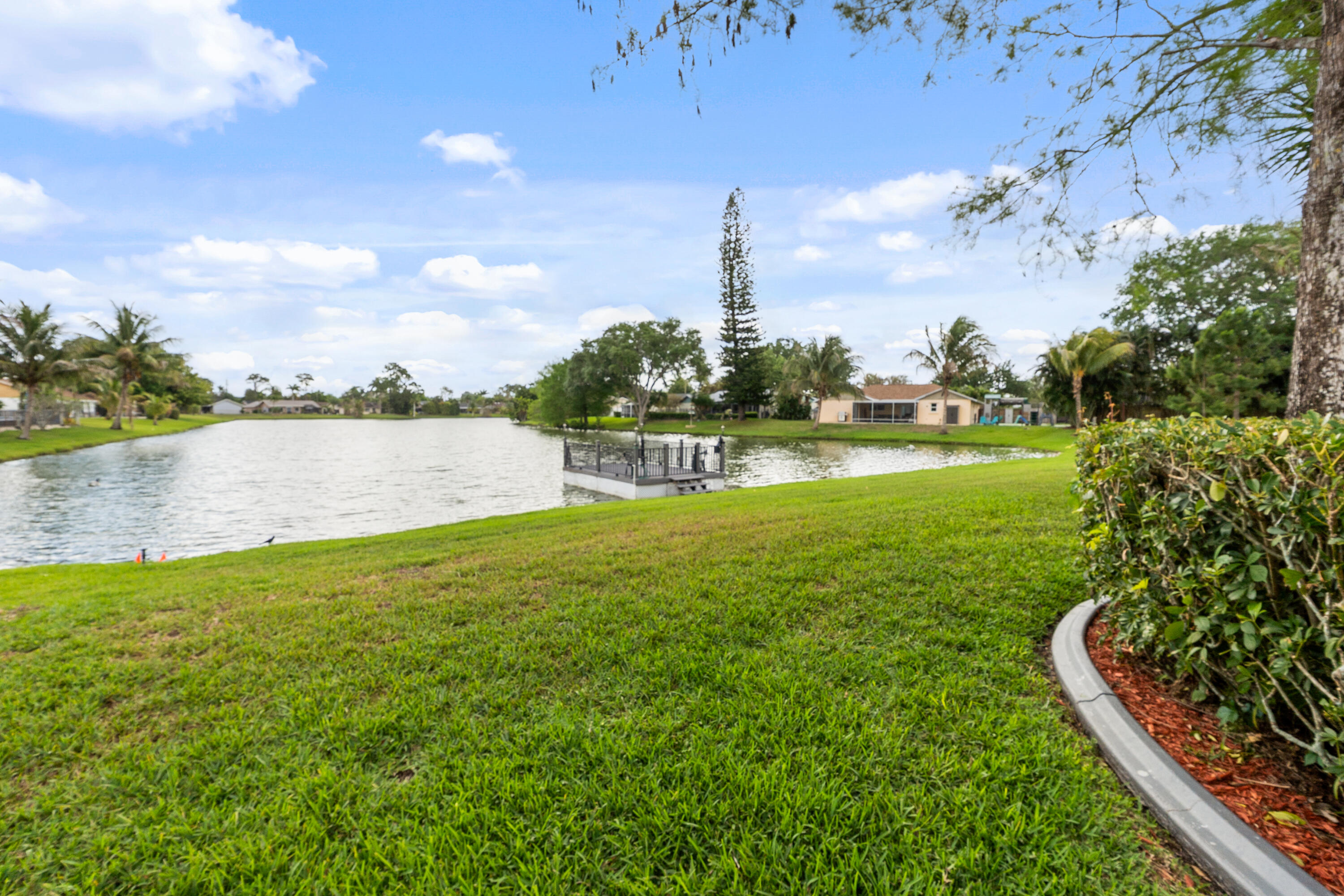 HUNTINGTON WOODS - Residential