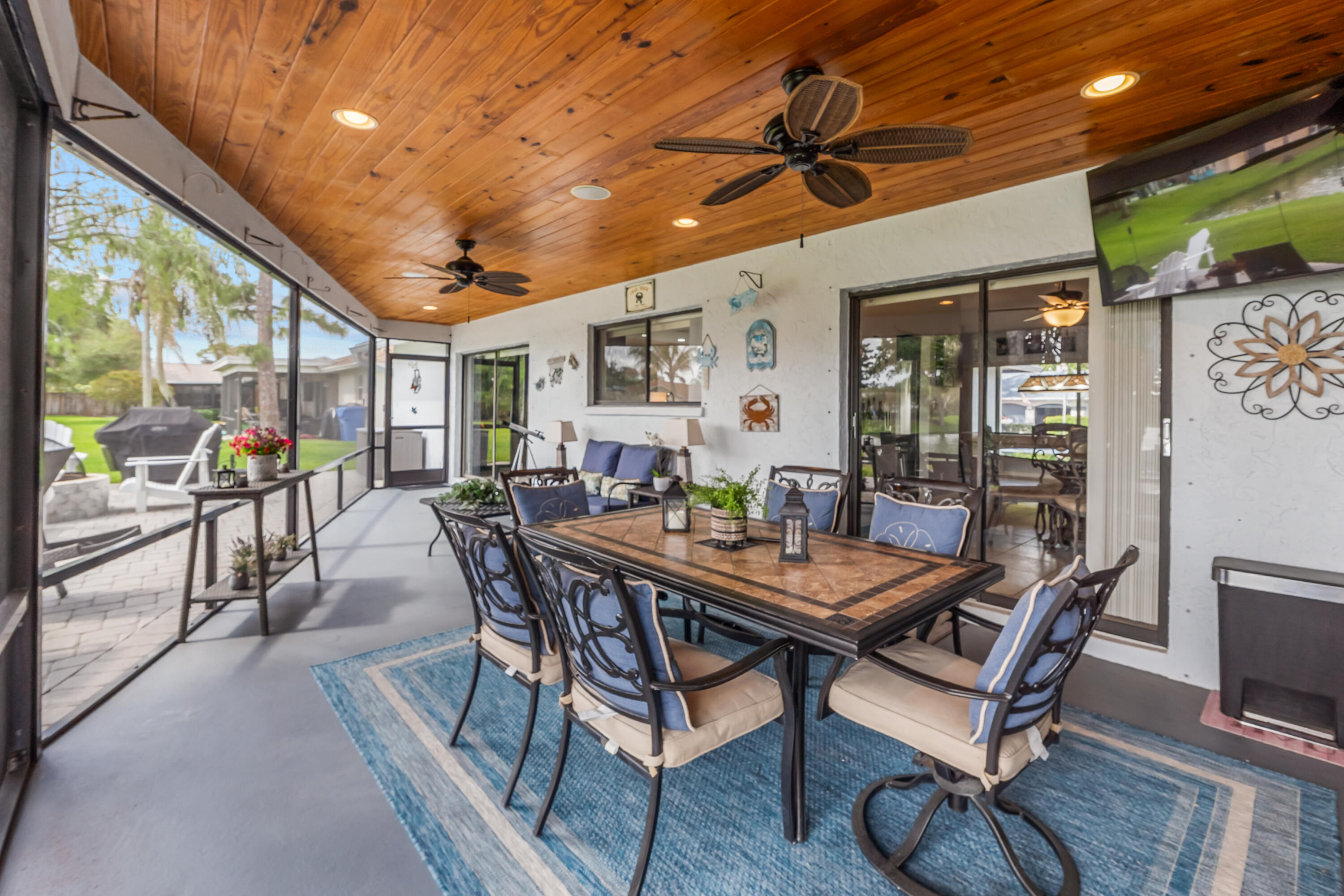 HUNTINGTON WOODS - Residential