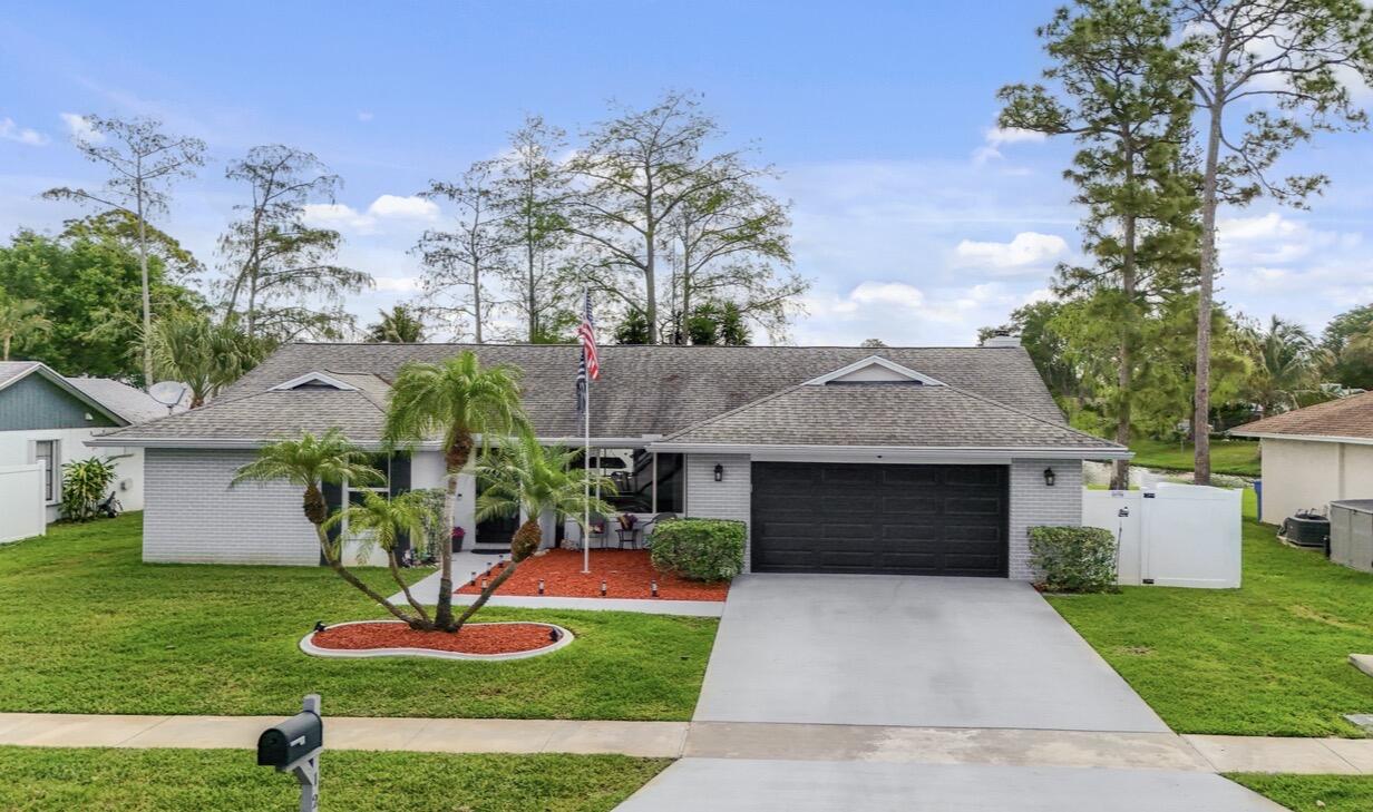 HUNTINGTON WOODS - Residential
