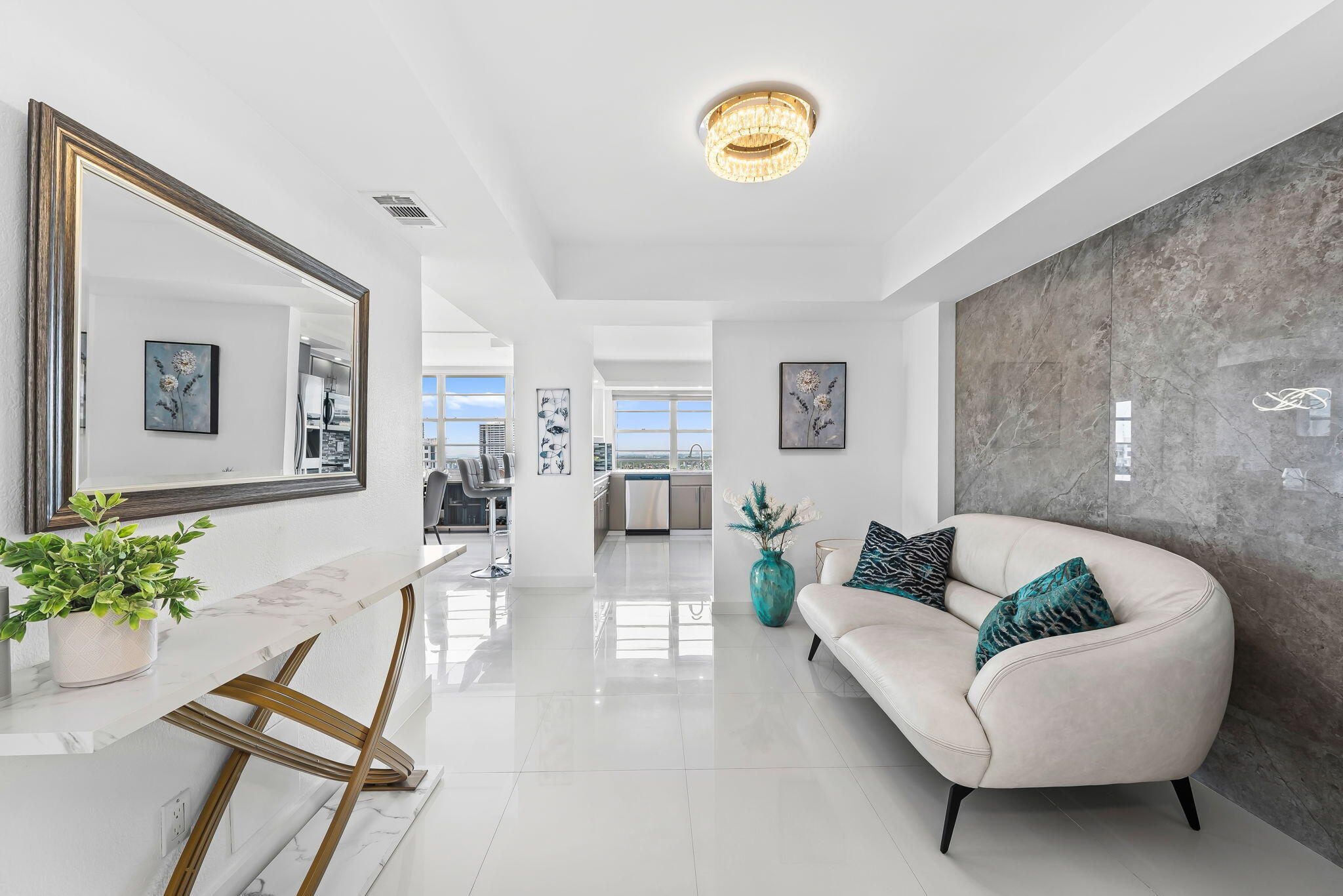 ADMIRALS PORT CONDO - EAST BLDG - Residential
