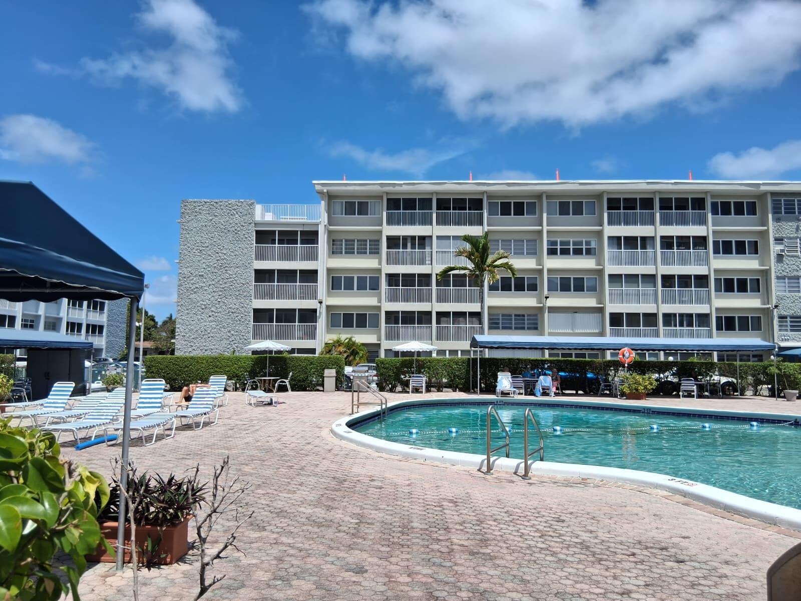 SECOND GULFSTREAM GARDEN - Residential