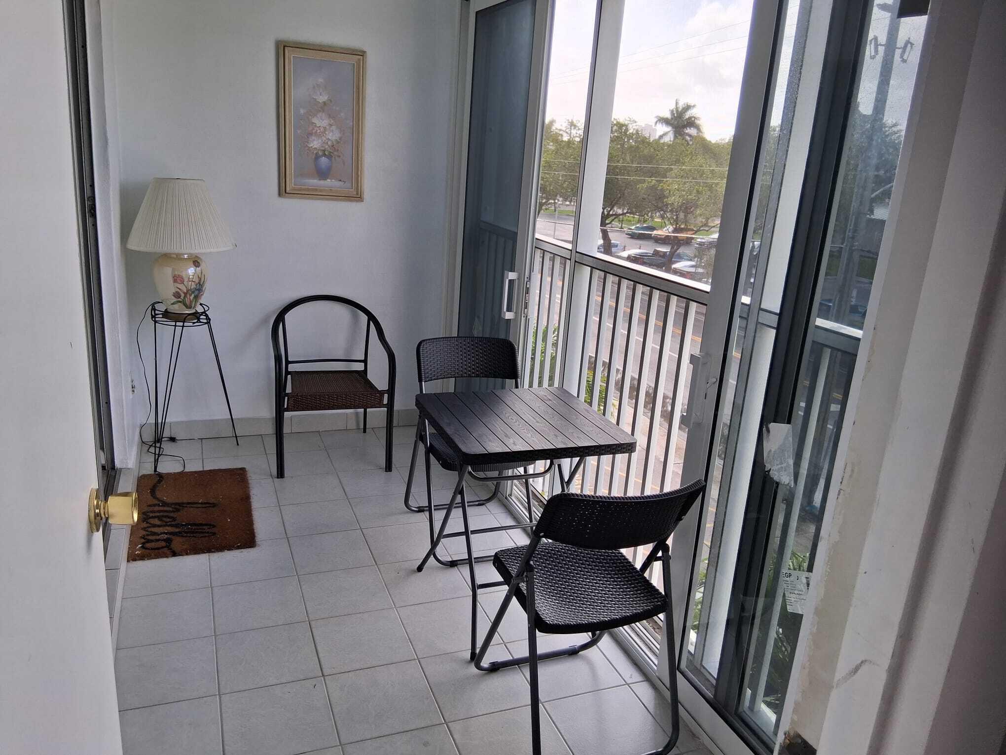 SECOND GULFSTREAM GARDEN - Residential