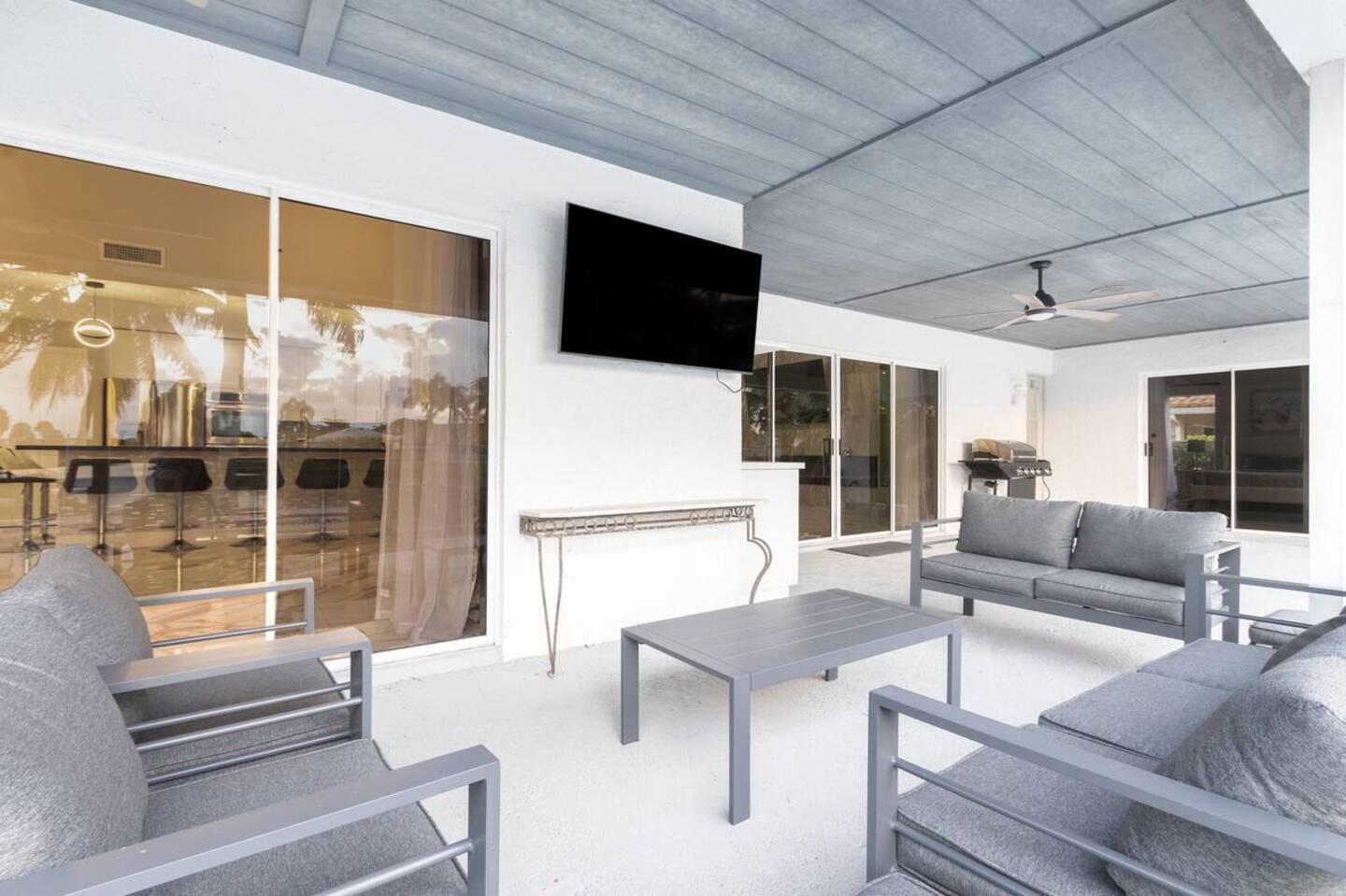 GREENVIEW SHORES 2 OF WELLINGTON - Residential