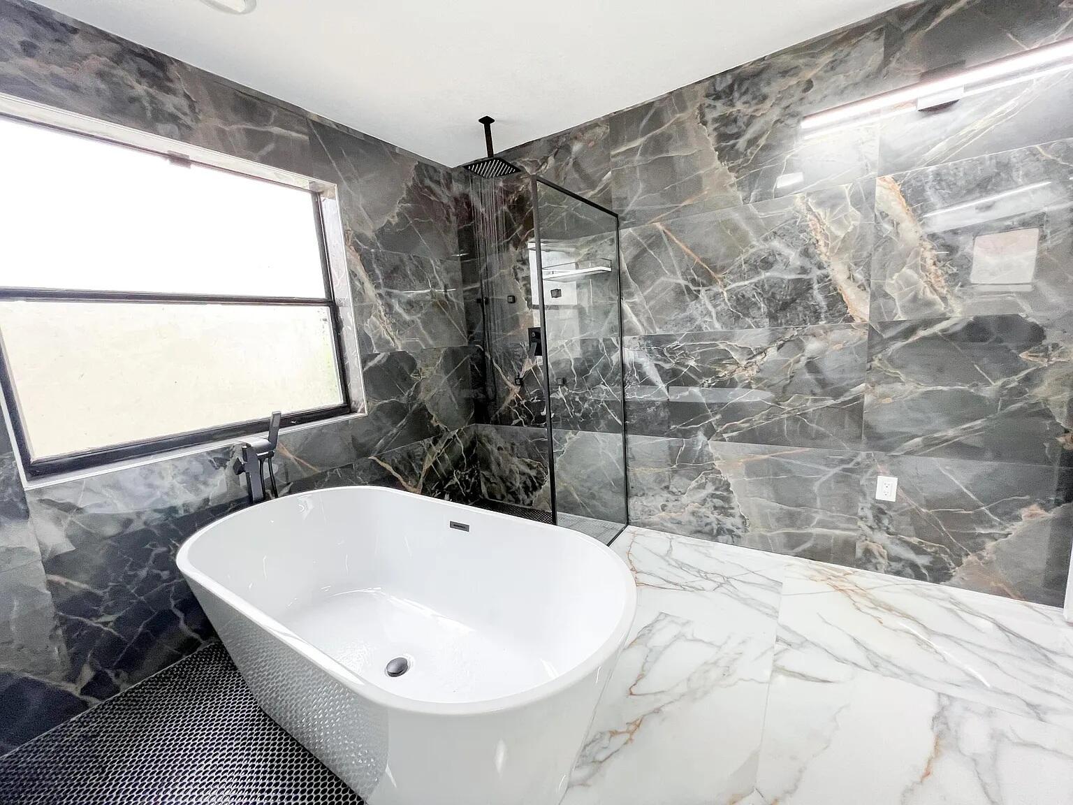 GREENVIEW SHORES 2 OF WELLINGTON - Residential