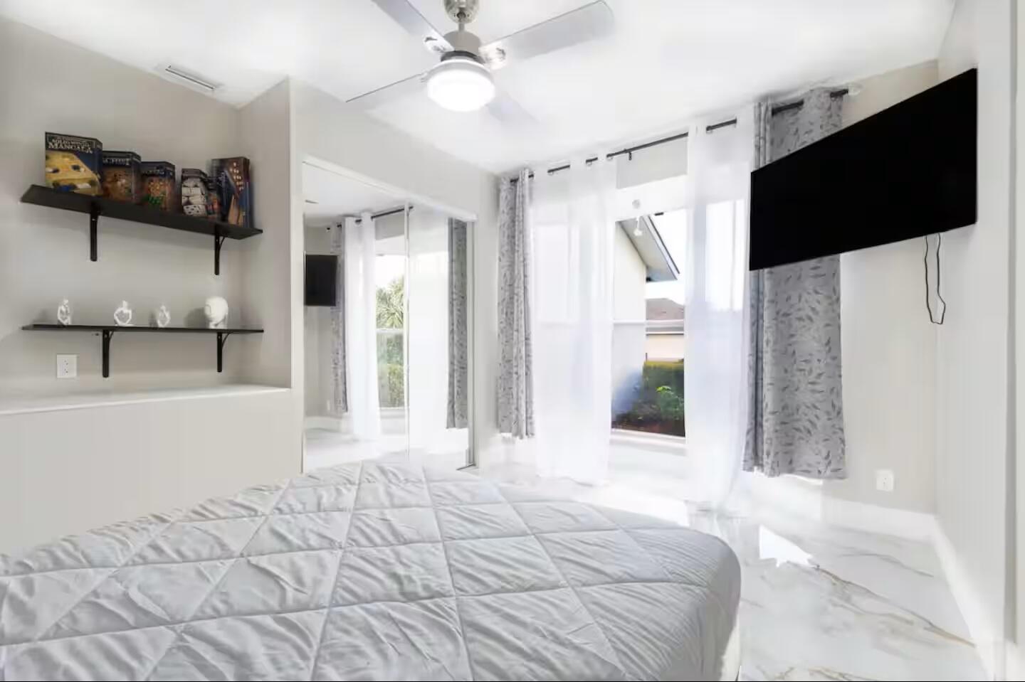 GREENVIEW SHORES 2 OF WELLINGTON - Residential