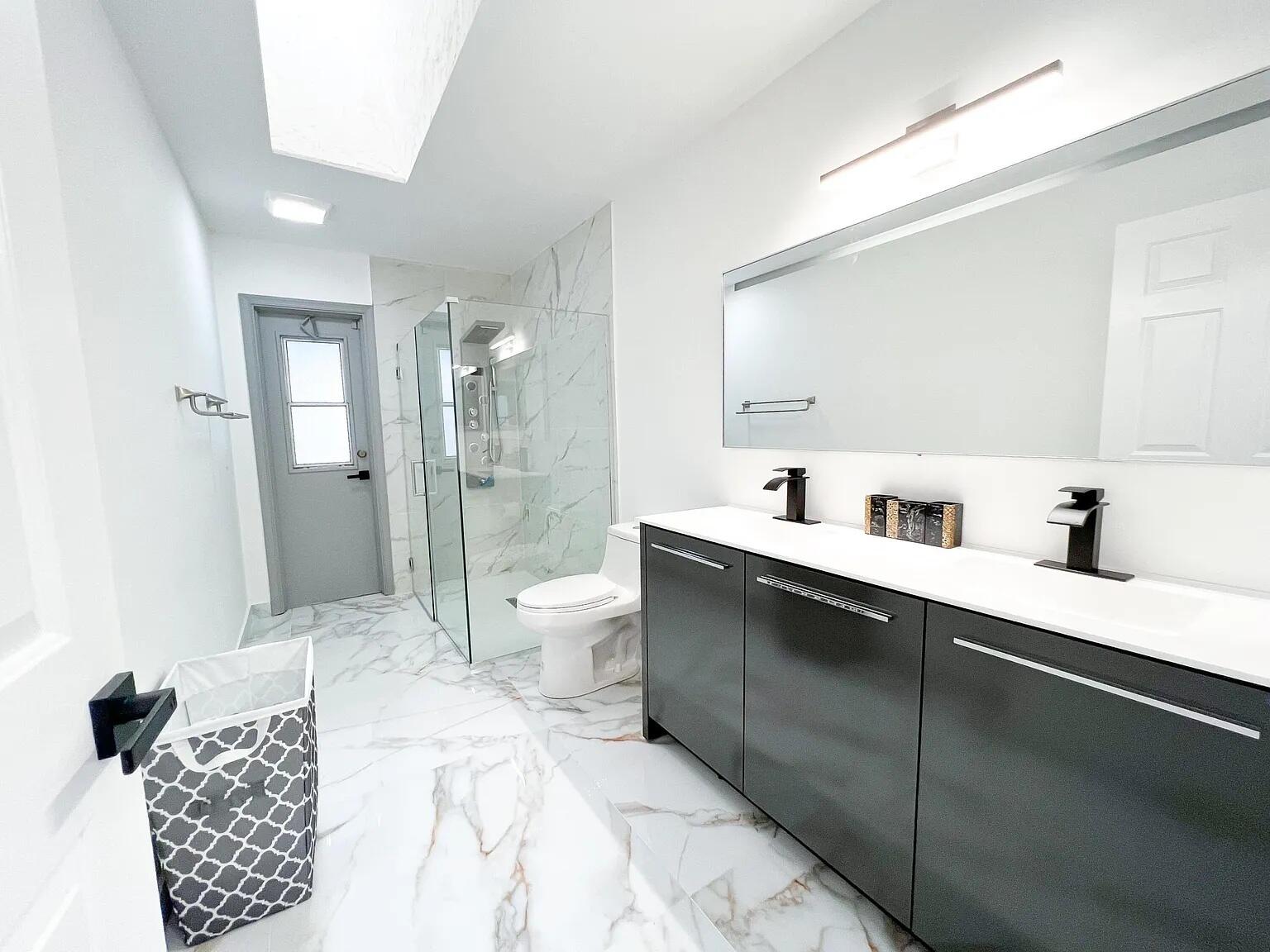 GREENVIEW SHORES 2 OF WELLINGTON - Residential