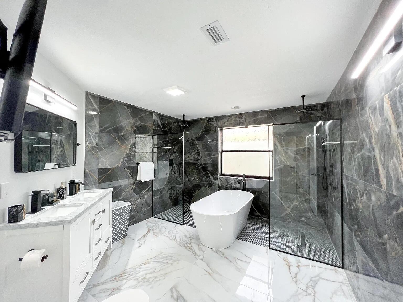 GREENVIEW SHORES 2 OF WELLINGTON - Residential