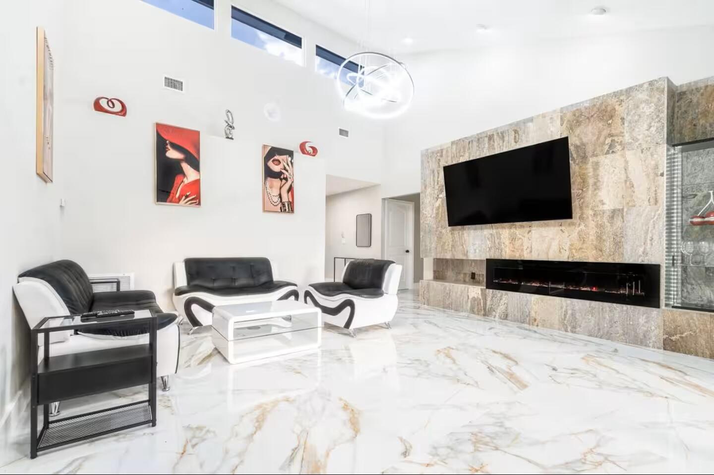 GREENVIEW SHORES 2 OF WELLINGTON - Residential