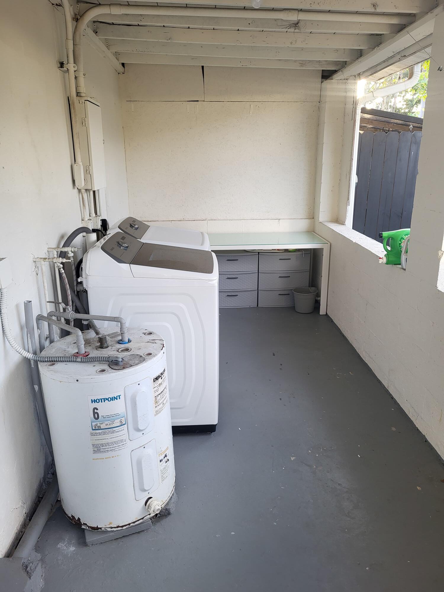 BANDLOW SUB 1ST ADD - Residential Lease
