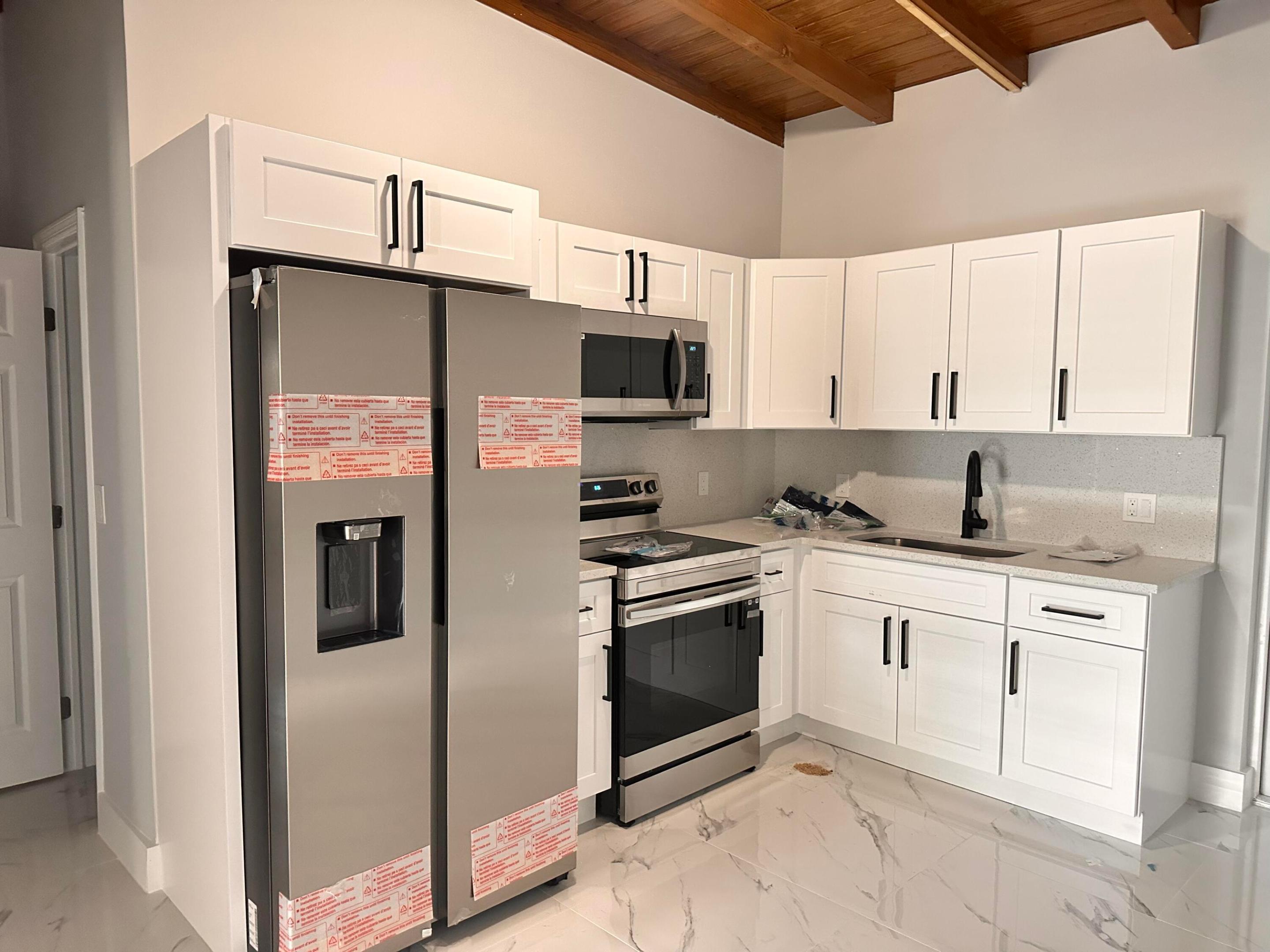 BANDLOW SUB 1ST ADD - Residential Lease