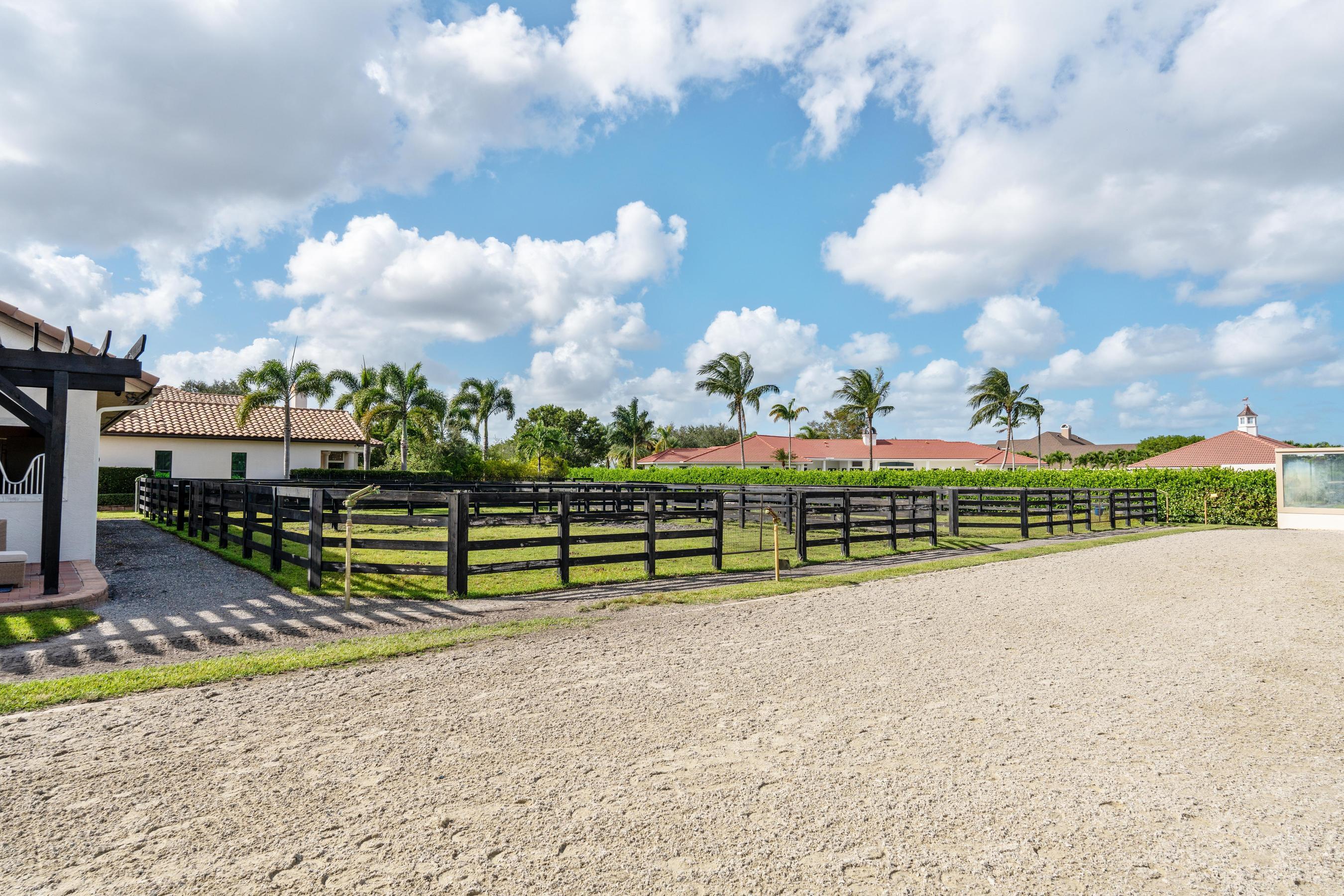 PADDOCK PARK NO 2 OF WELLINGTON - Residential