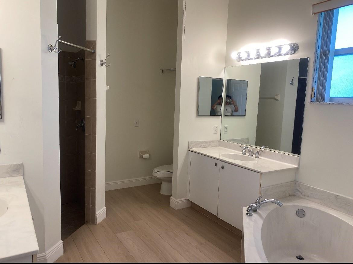 PARKSIDE ESTATES - Residential Lease