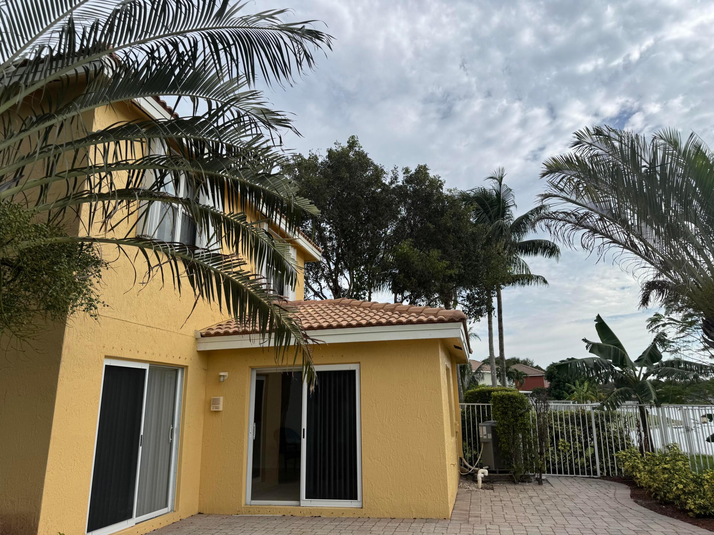 LIBERTY BAY - Residential Lease