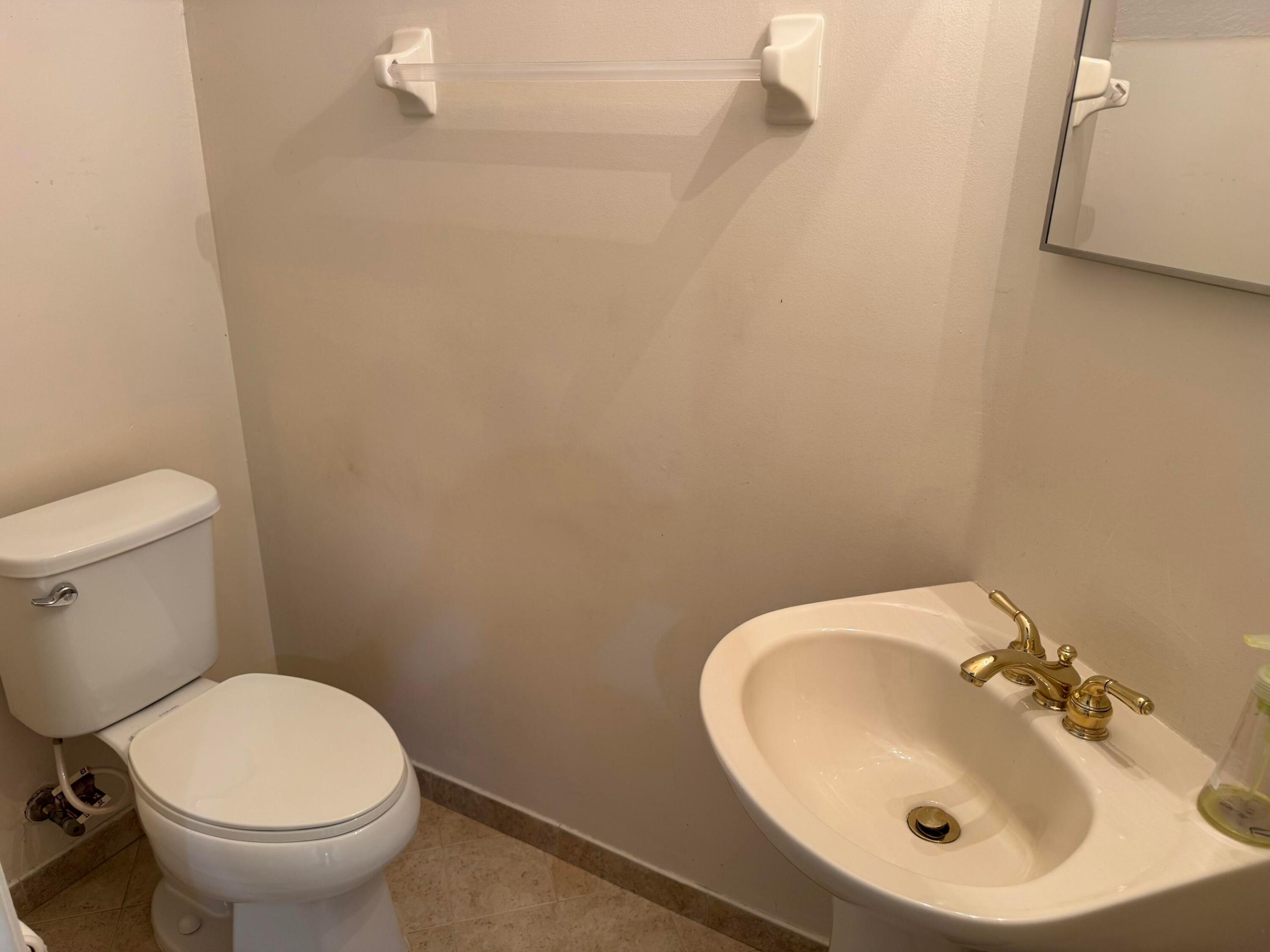 LIBERTY BAY - Residential Lease