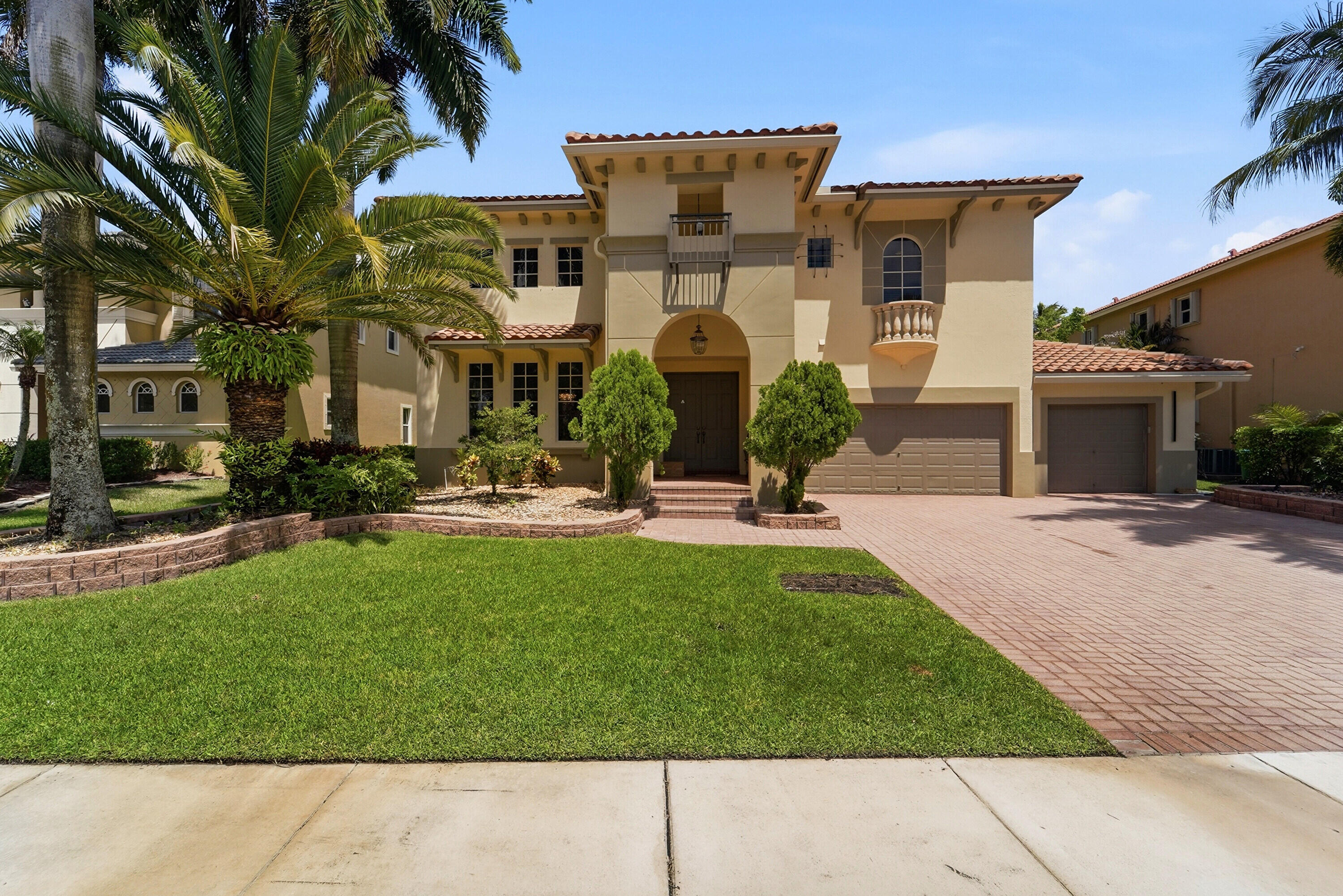 HERON BAY EAST - Residential