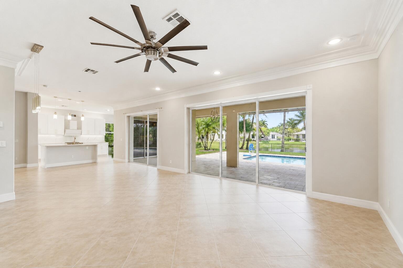 HERON BAY EAST - Residential