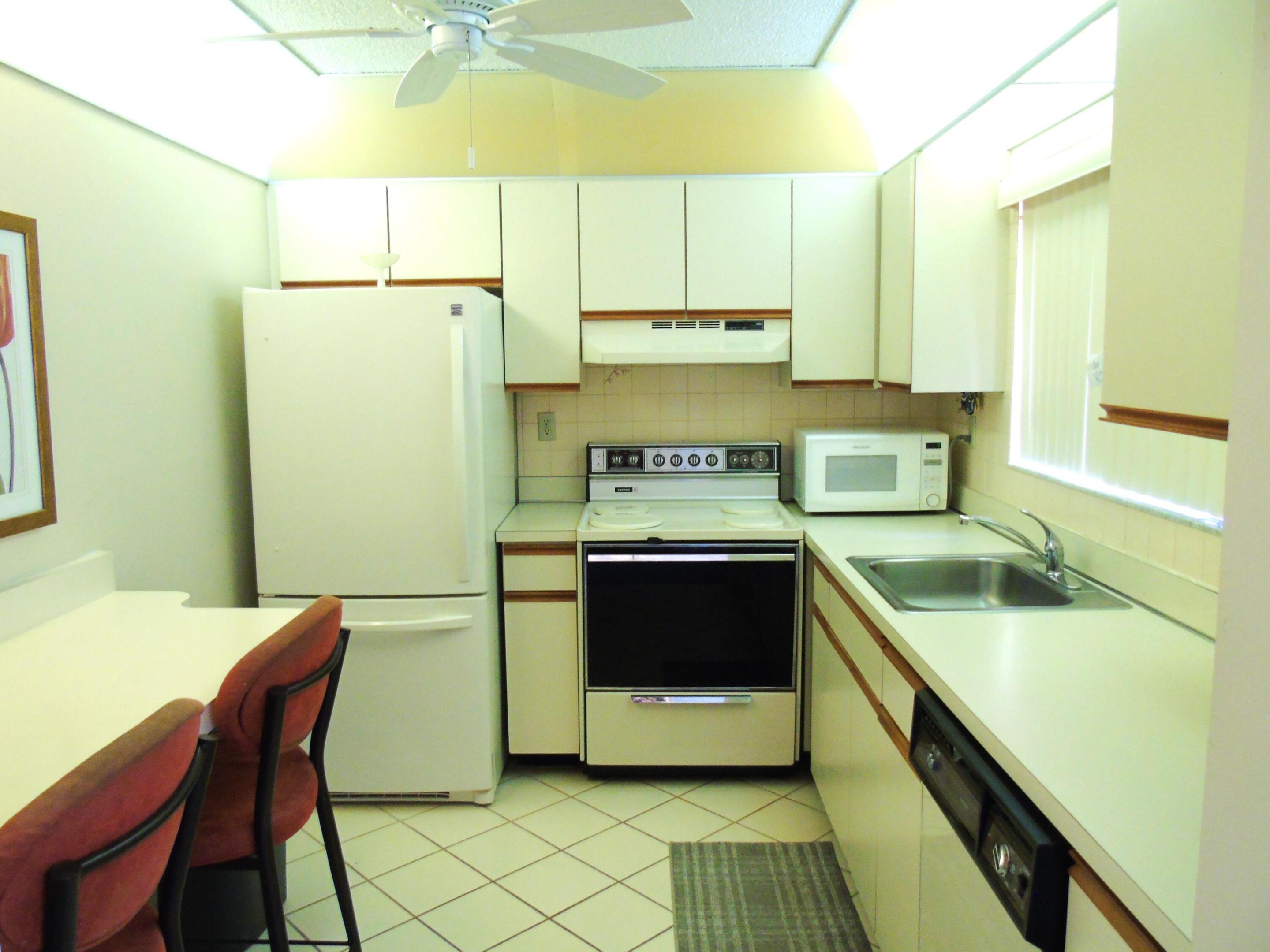 Lakes of Delray - Residential