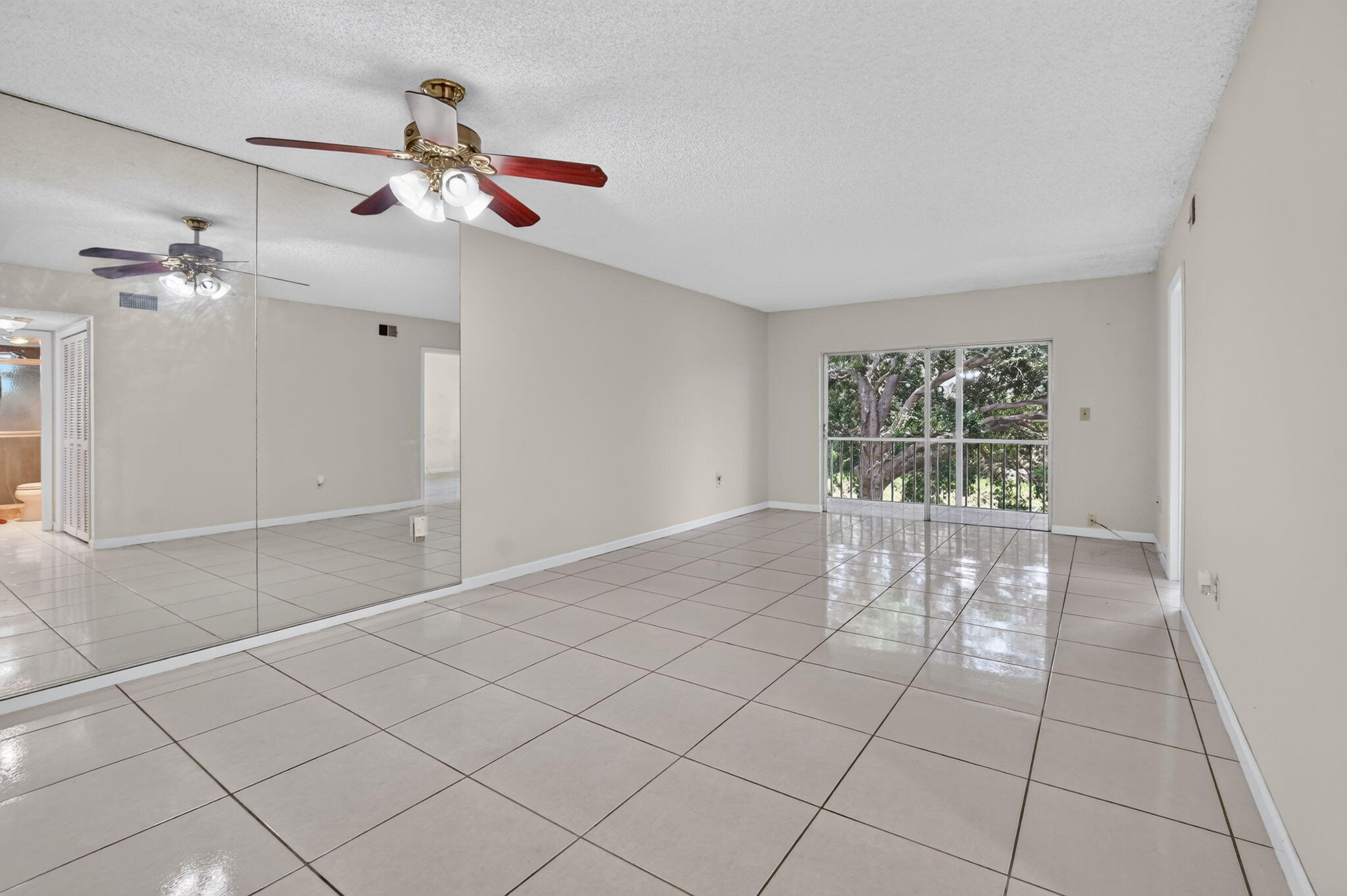 SANDALFOOT SOUTH TWO CONDO OR2089P775 - Residential
