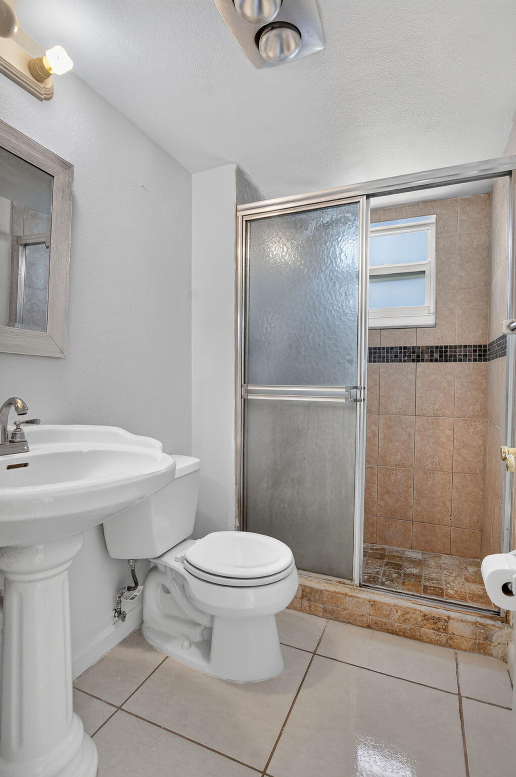 SANDALFOOT SOUTH TWO CONDO OR2089P775 - Residential