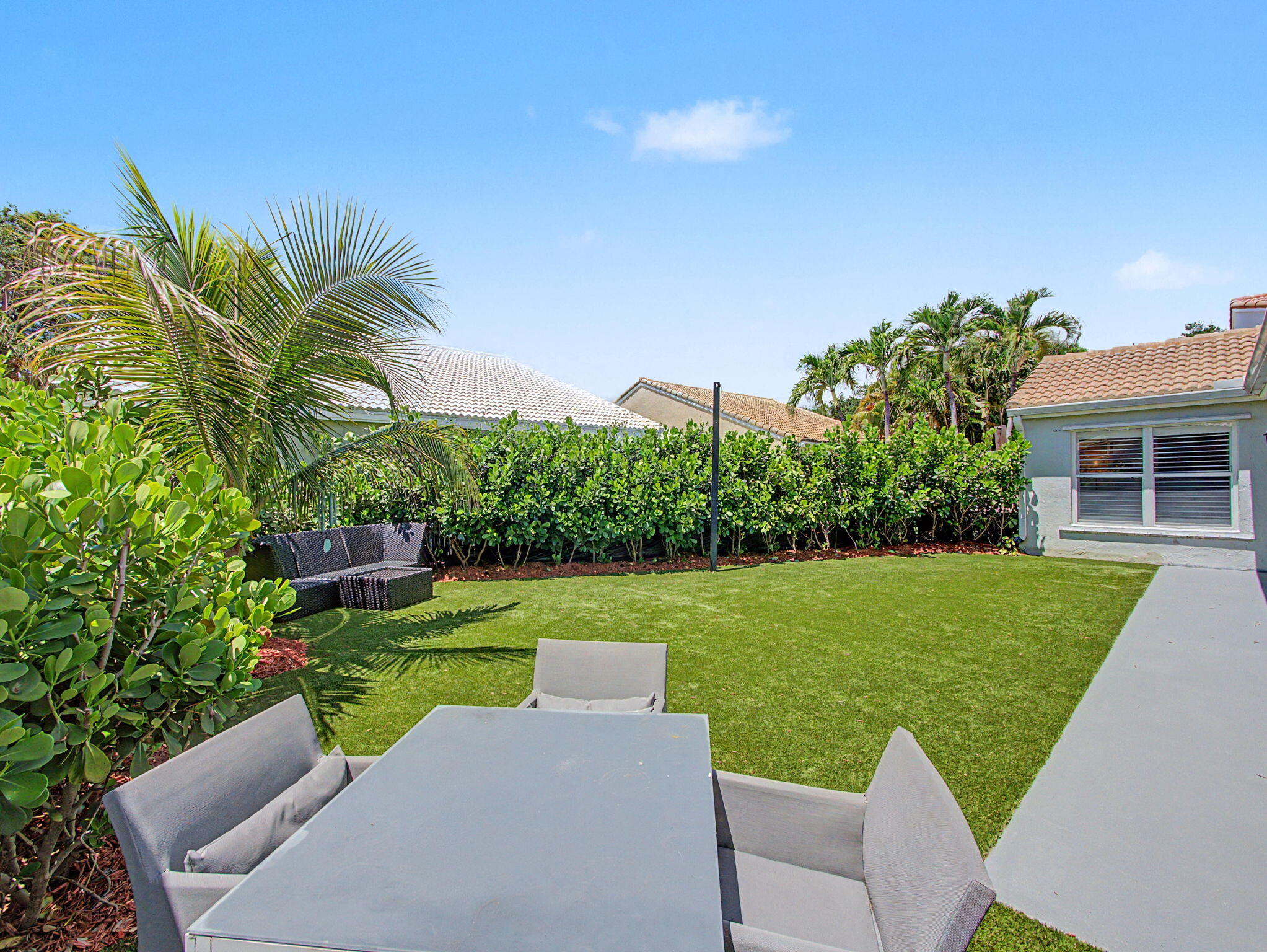 SIENA OAKS - Residential