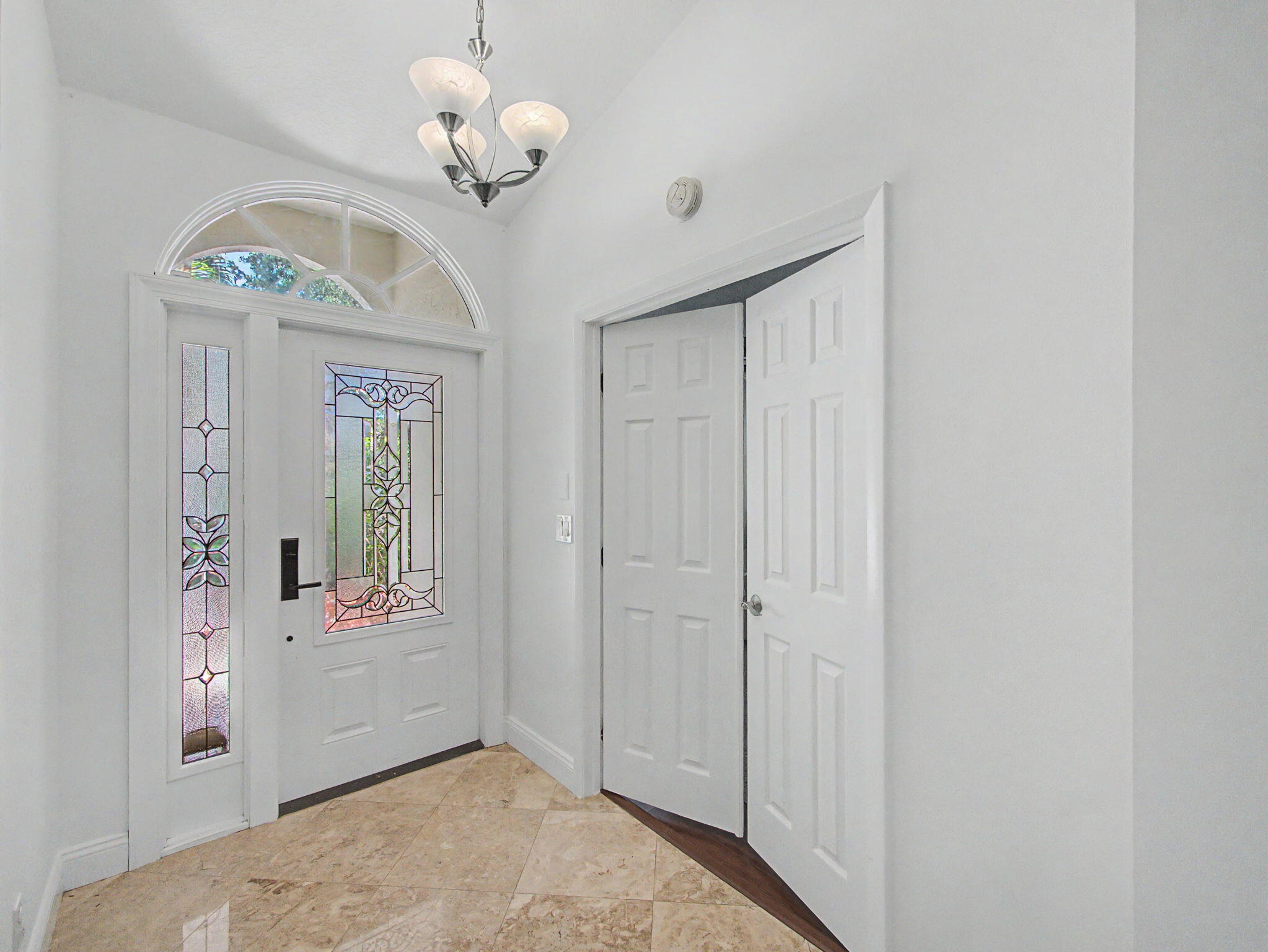 SIENA OAKS - Residential
