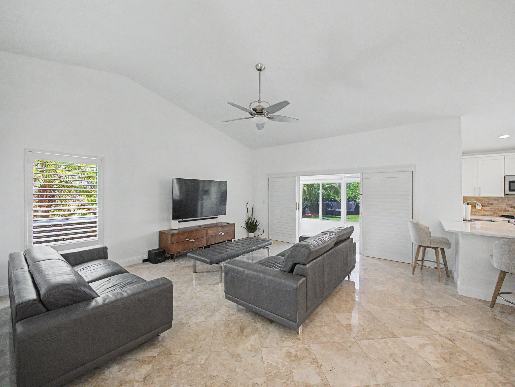 SIENA OAKS - Residential