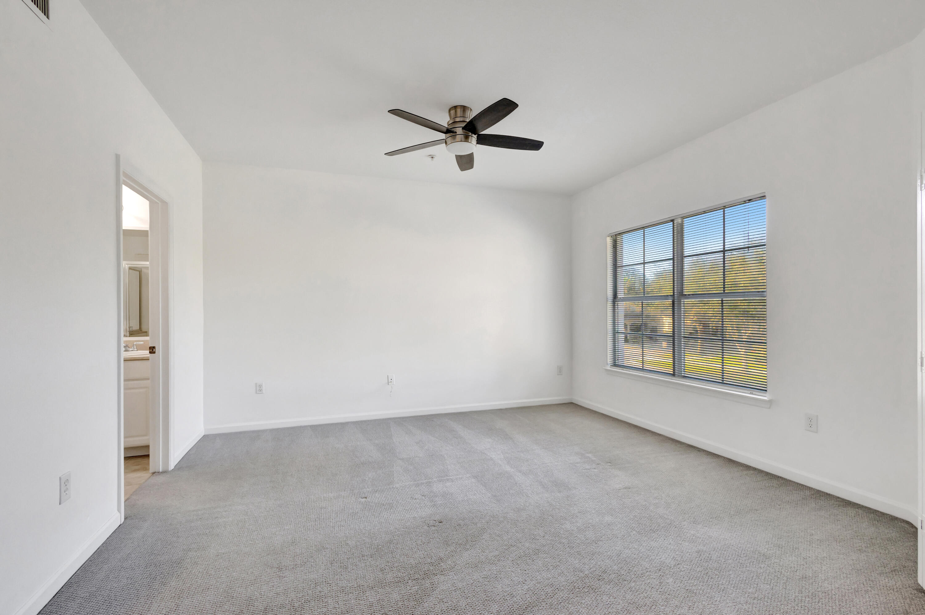 SOMERSET AT ABACOA CONDO - Residential