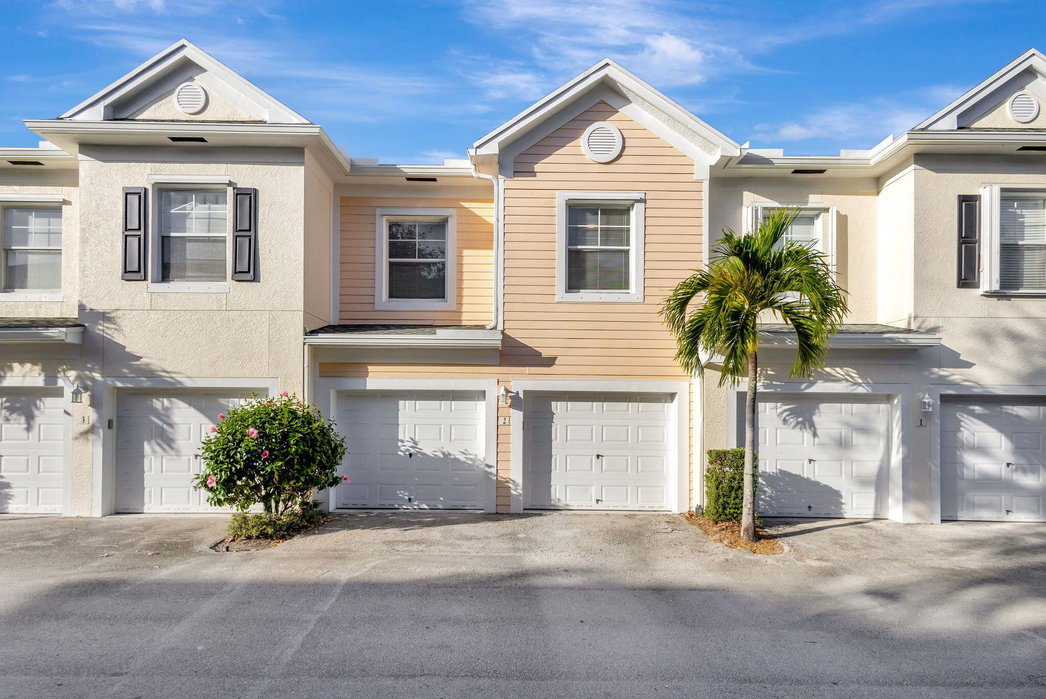 SOMERSET AT ABACOA CONDO - Residential