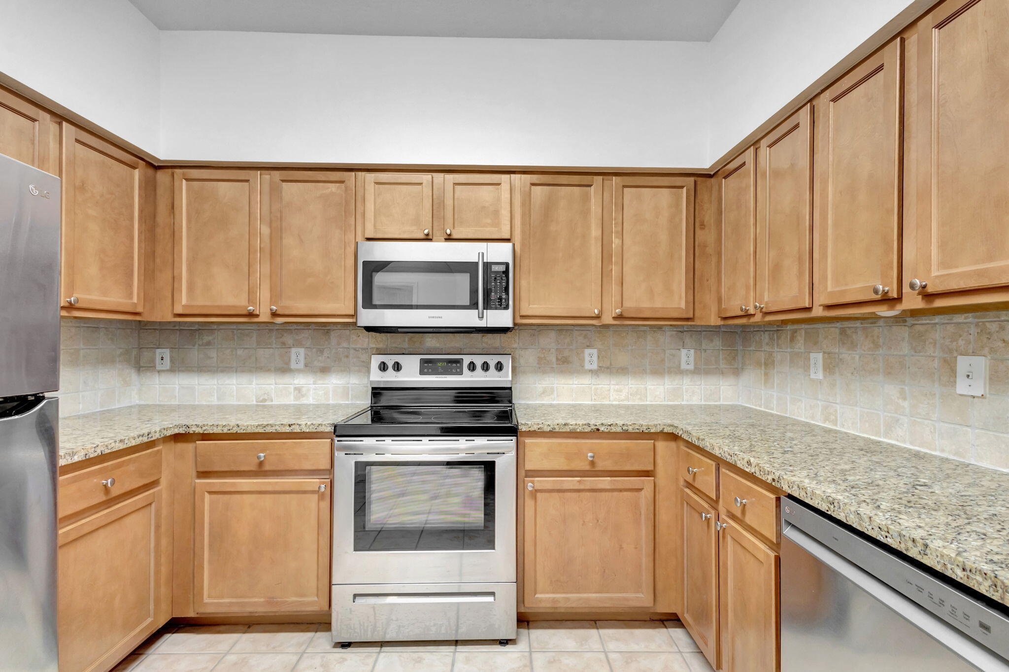 SOMERSET AT ABACOA CONDO - Residential