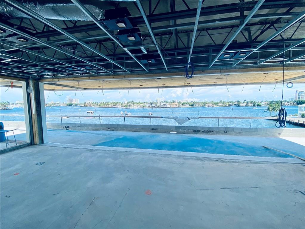 LAUDERDALE HARBORS SEC A - Residential