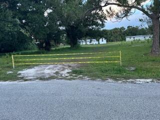 Empty lot clean 0.997 acre. Build your dream home