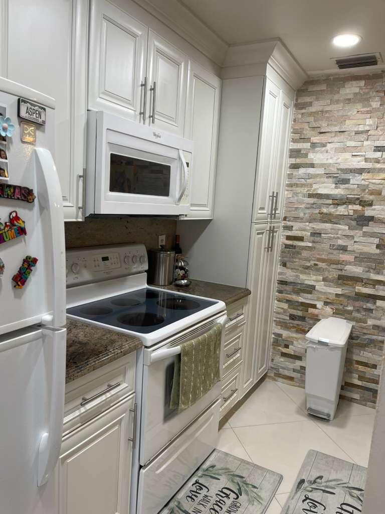 KARANDA VILLAGE I-A CONDO - Residential