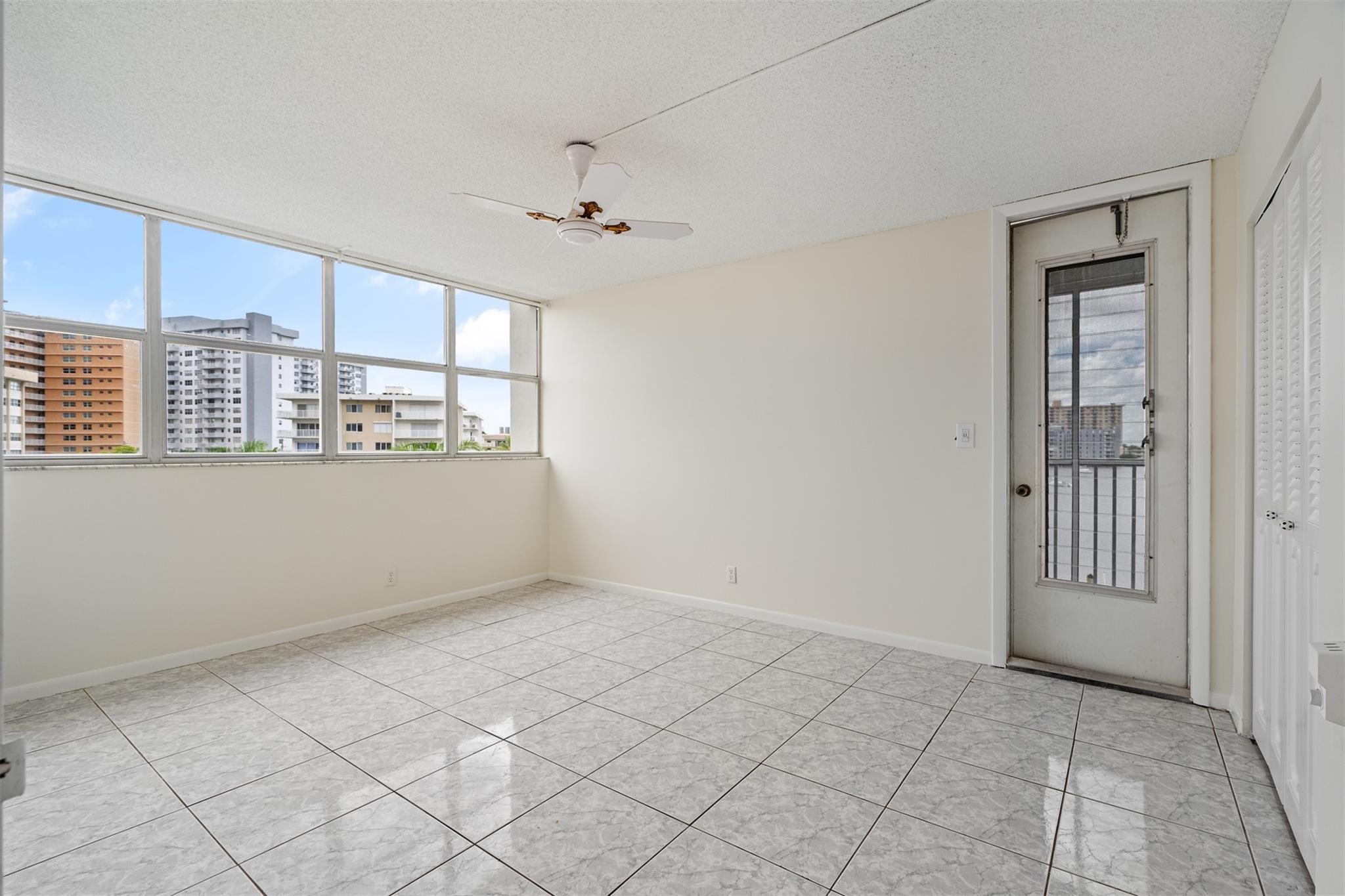 Ocean Pointe - Residential