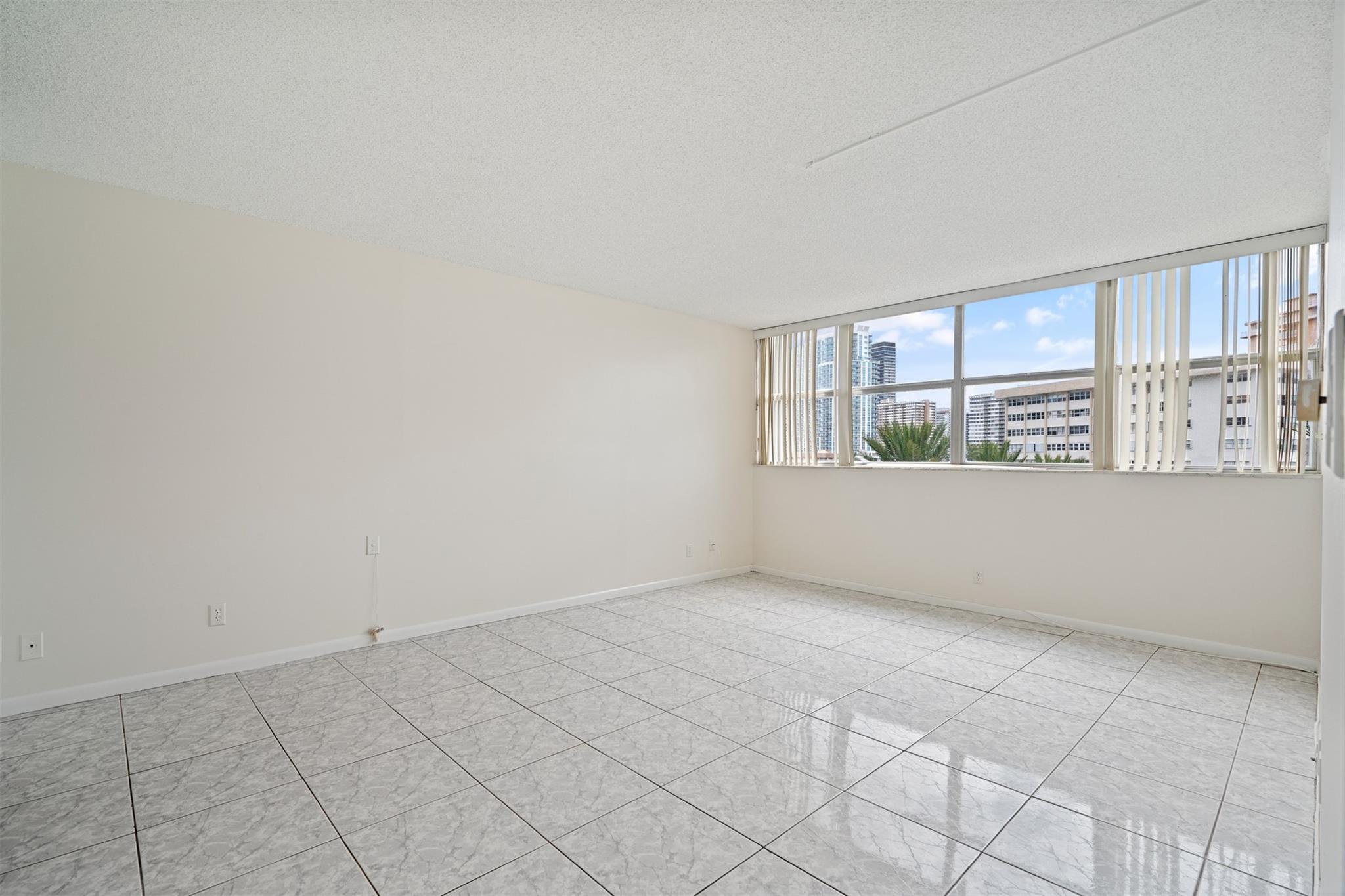 Ocean Pointe - Residential