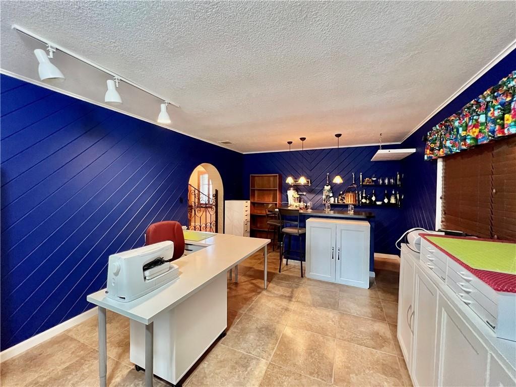 Forest Hills - Residential