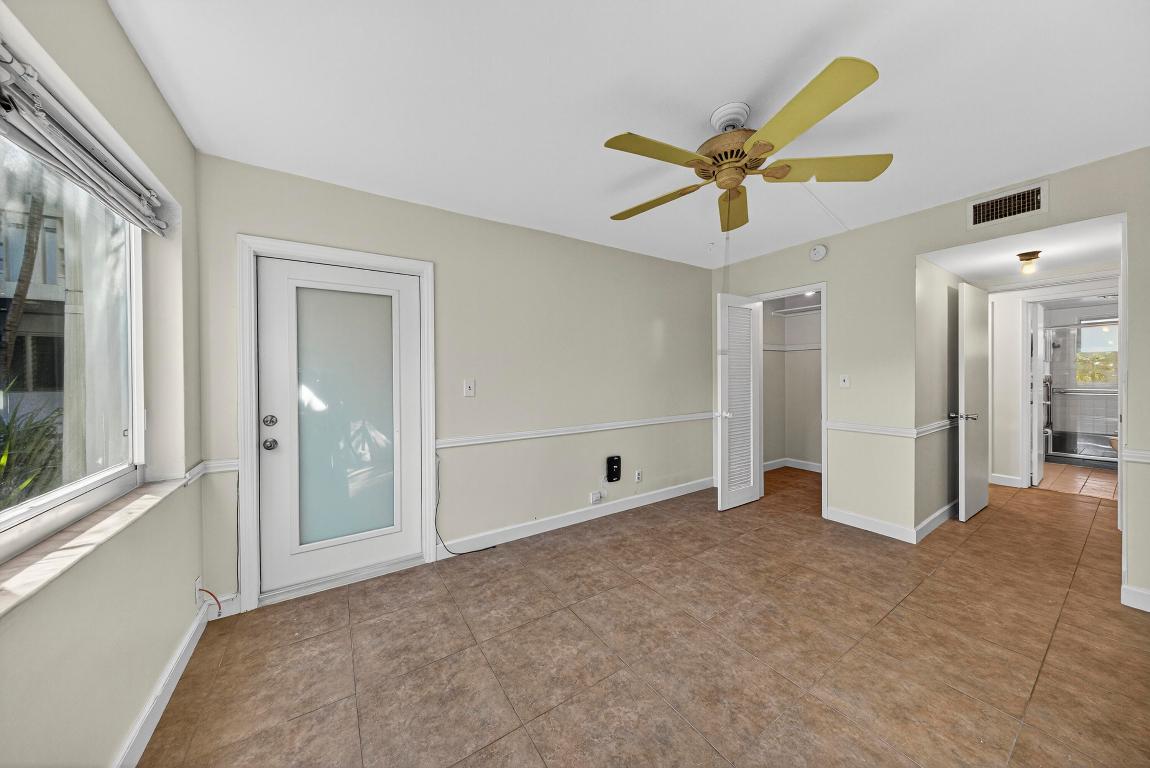 VENETIAN PARK CO-OP - Residential