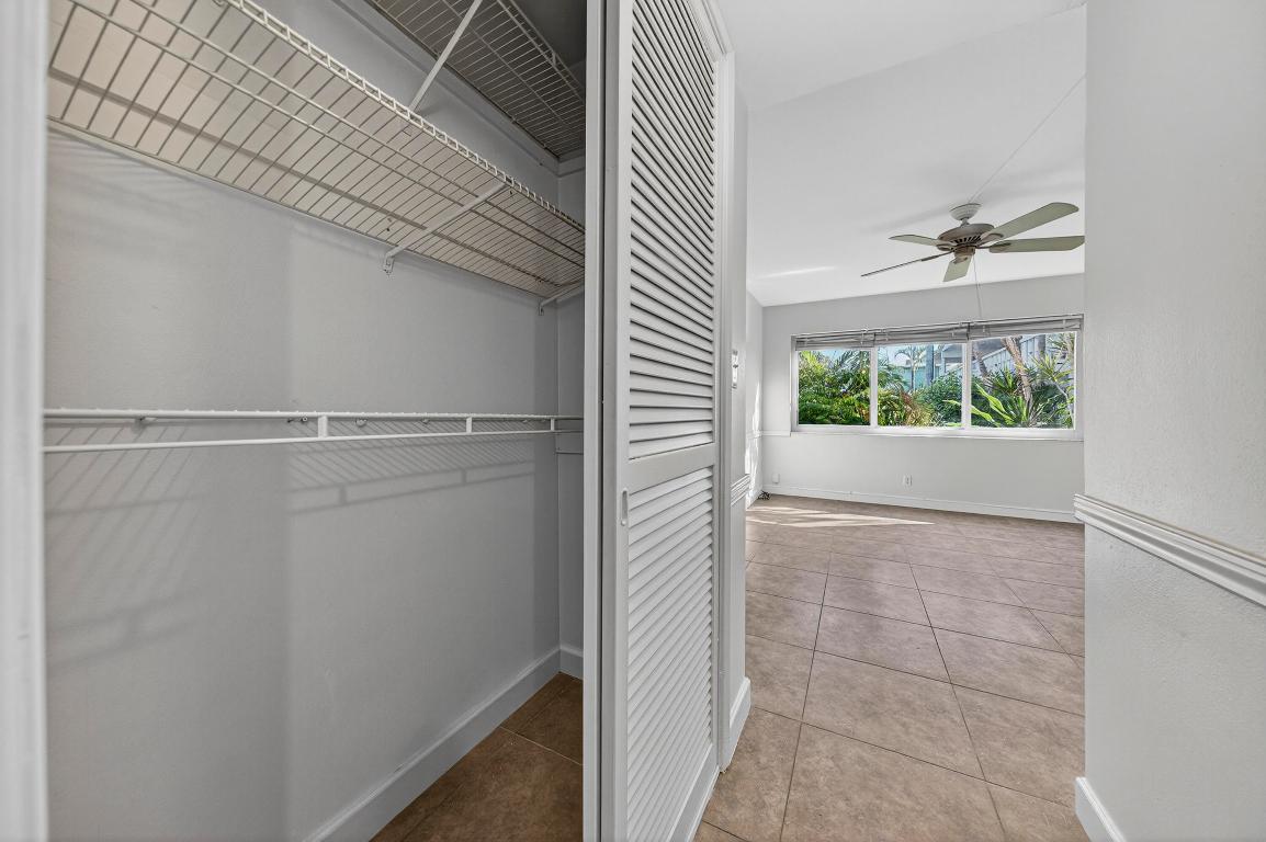 VENETIAN PARK CO-OP - Residential